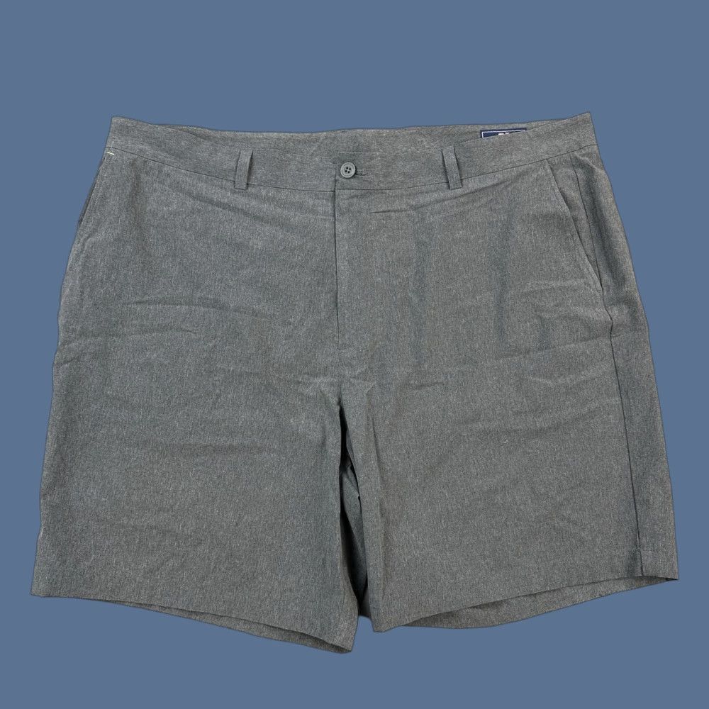 Vineyard Vines Vineyard Vines Performance Breaker Shorts Mens 42 Gray Stretch Golf Casual Chino Short with Pockets Zipper Logo Size US 42 / EU 58 - 1 Thumbnail
