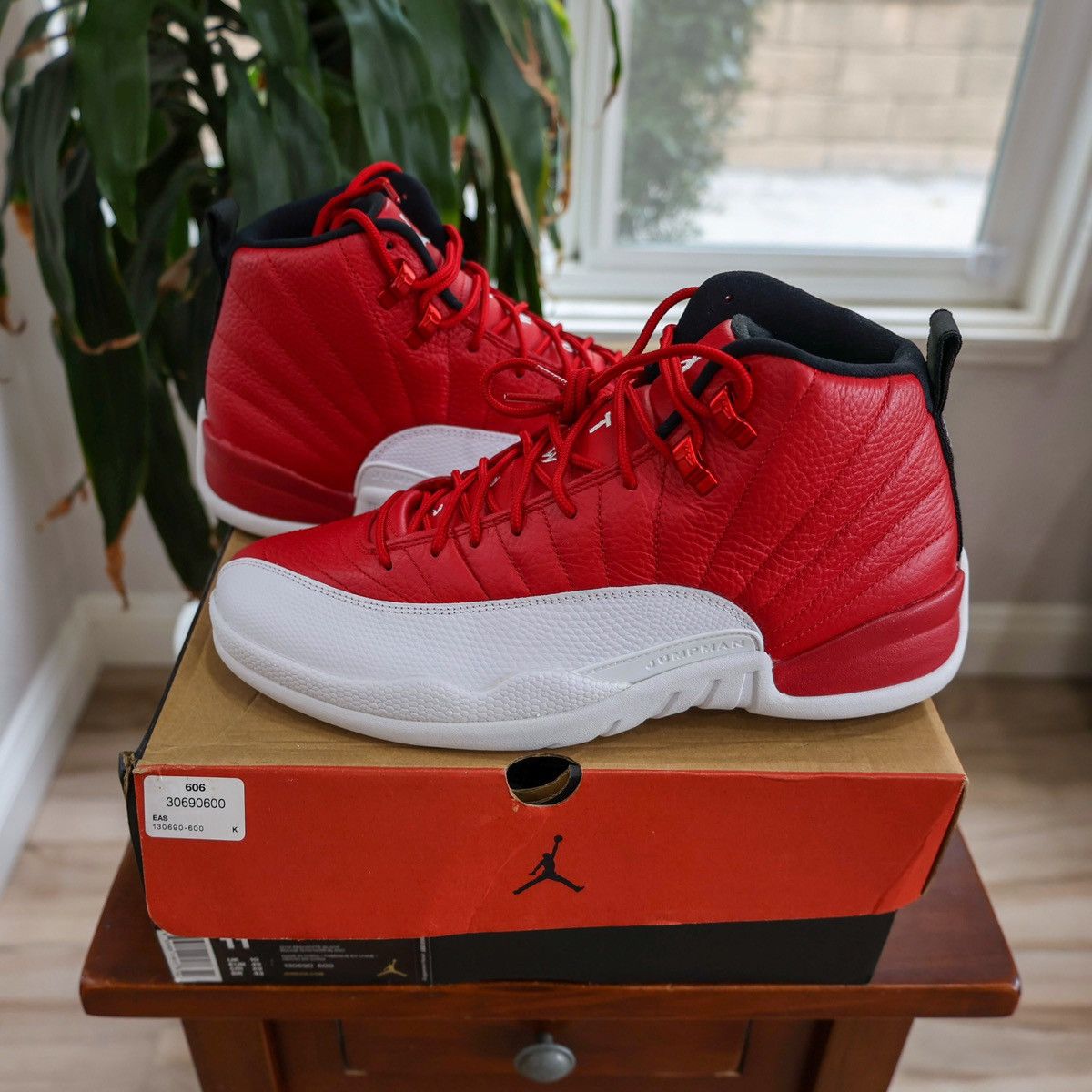 Jordan 12 lookforward Retro Gym Red