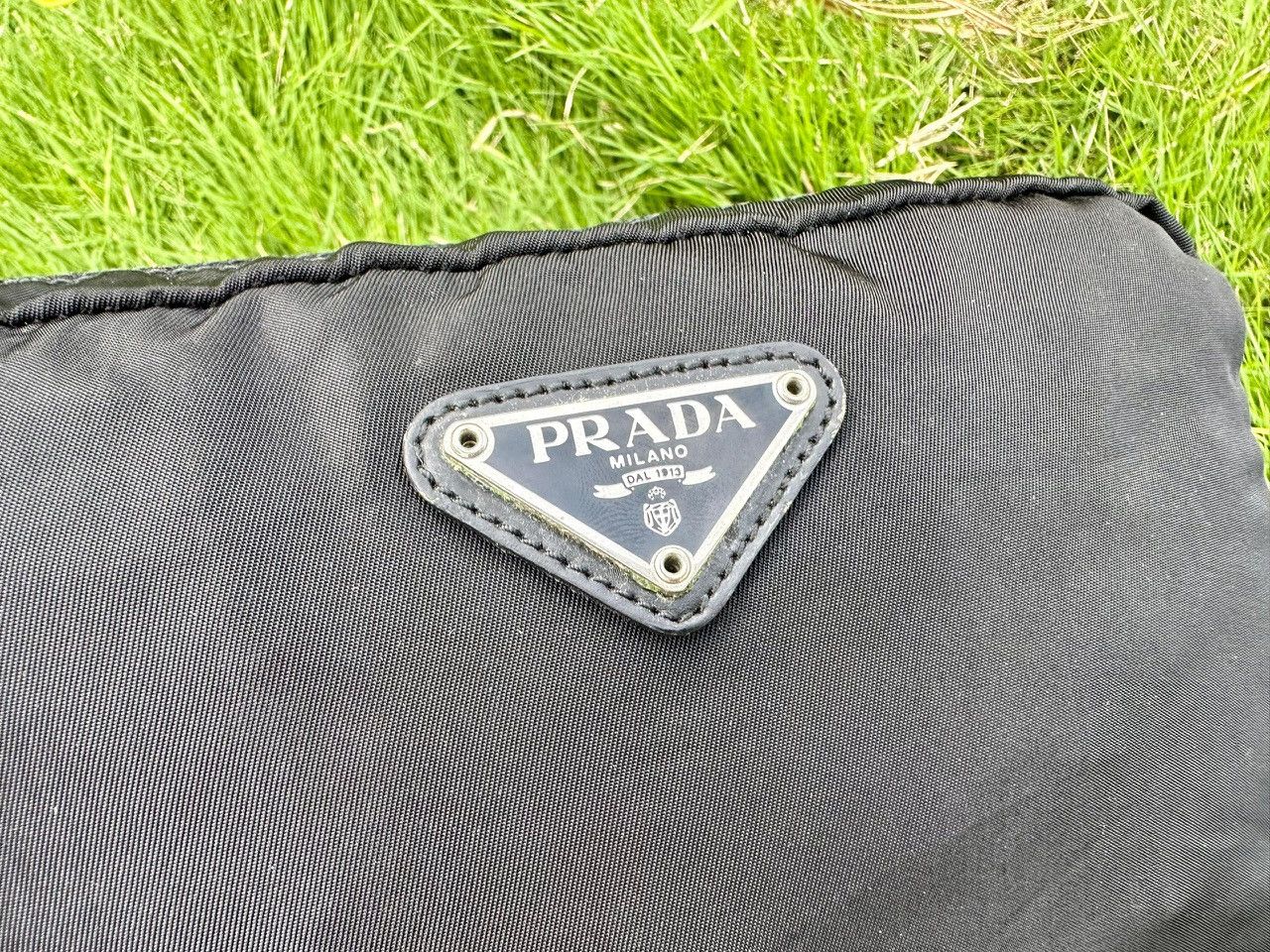 Prada Authentic Prada Tessuto Nylon Cosmetic Pouch Size ONE SIZE - 5 Thumbnail