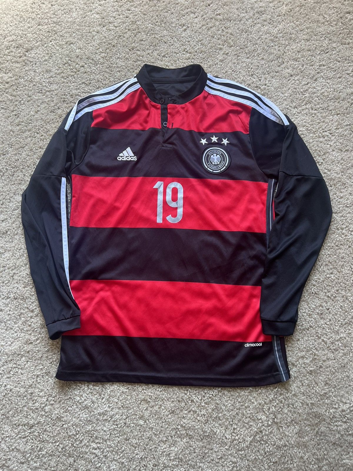 Other Gotze Germany Jersey Black/Red Longsleeve Size US M / EU 48-50 / 2 - 1 Thumbnail