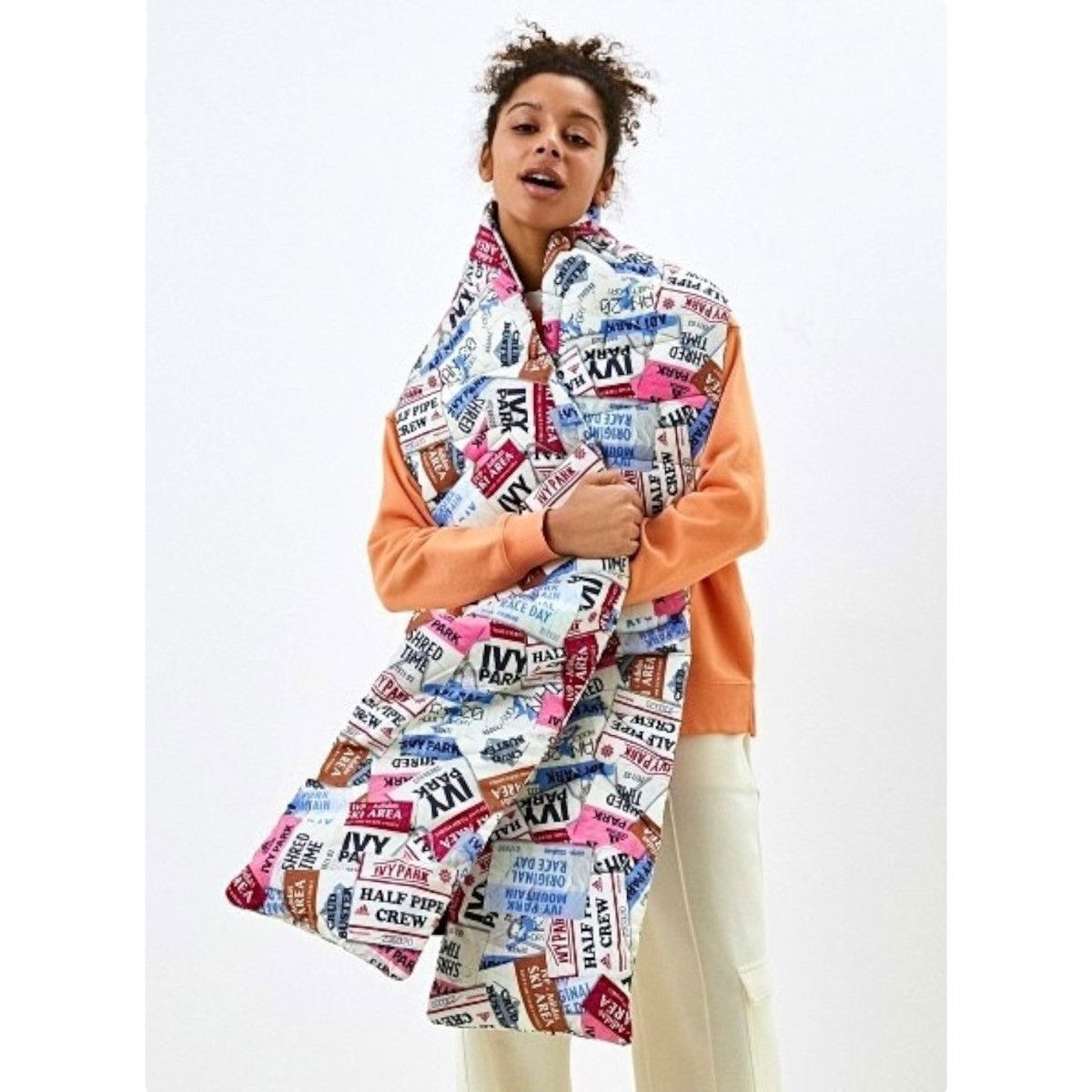 Adidas × Ivy Park NWT Ivy Park White Mixed Print Padded Ski Scarf Size ONE SIZE - 8 Thumbnail