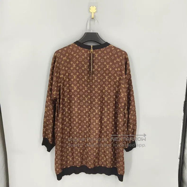 Louis Vuitton Louis Vuitton Silk knit pullover dress with crew neck and Size M / US 6-8 / IT 42-44 - 3 Thumbnail