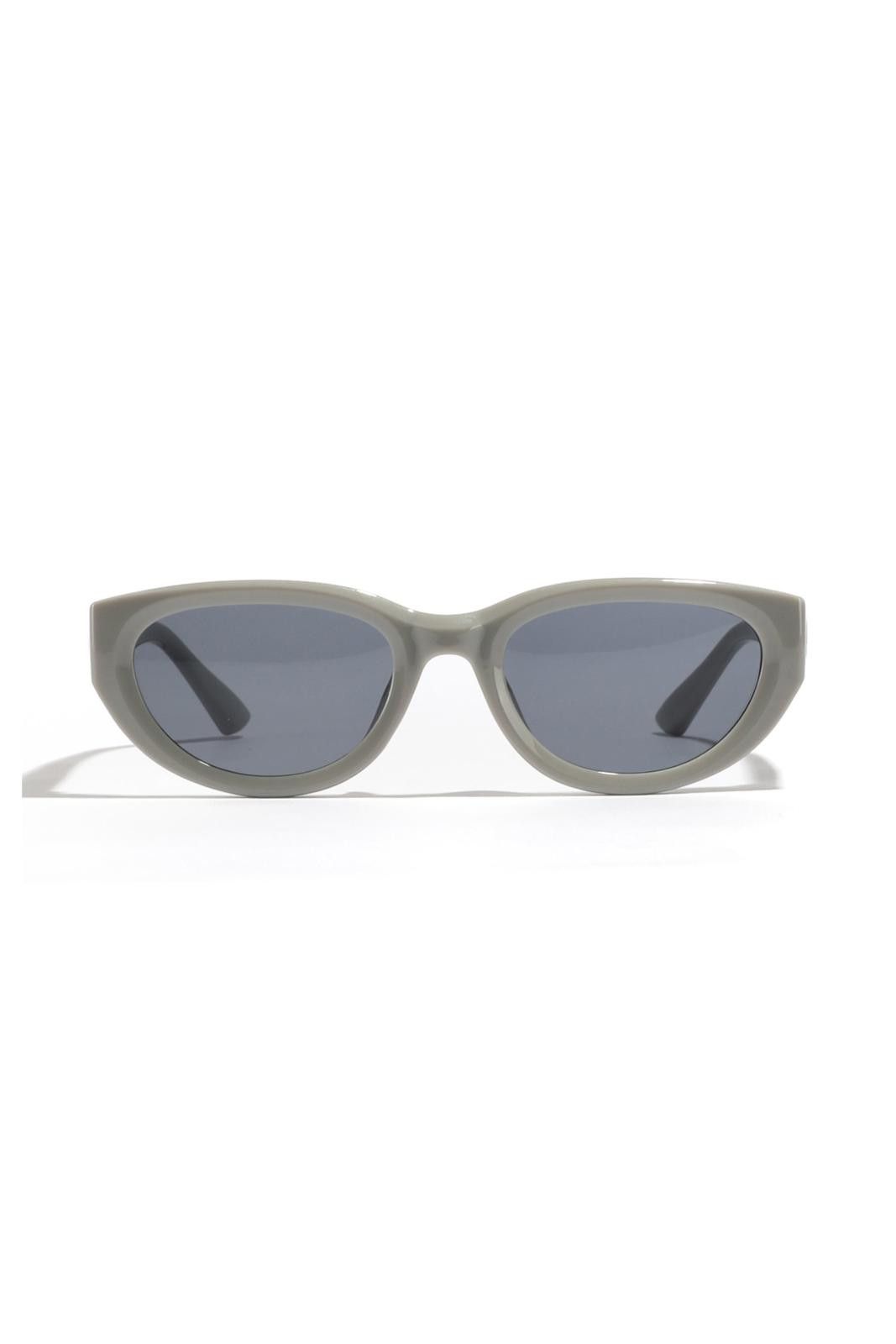 Japanese Brand Vtg Vintage Y2k Avant Garde Cat Eye Gray Sunglasses Unisex Size ONE SIZE - 6 Thumbnail