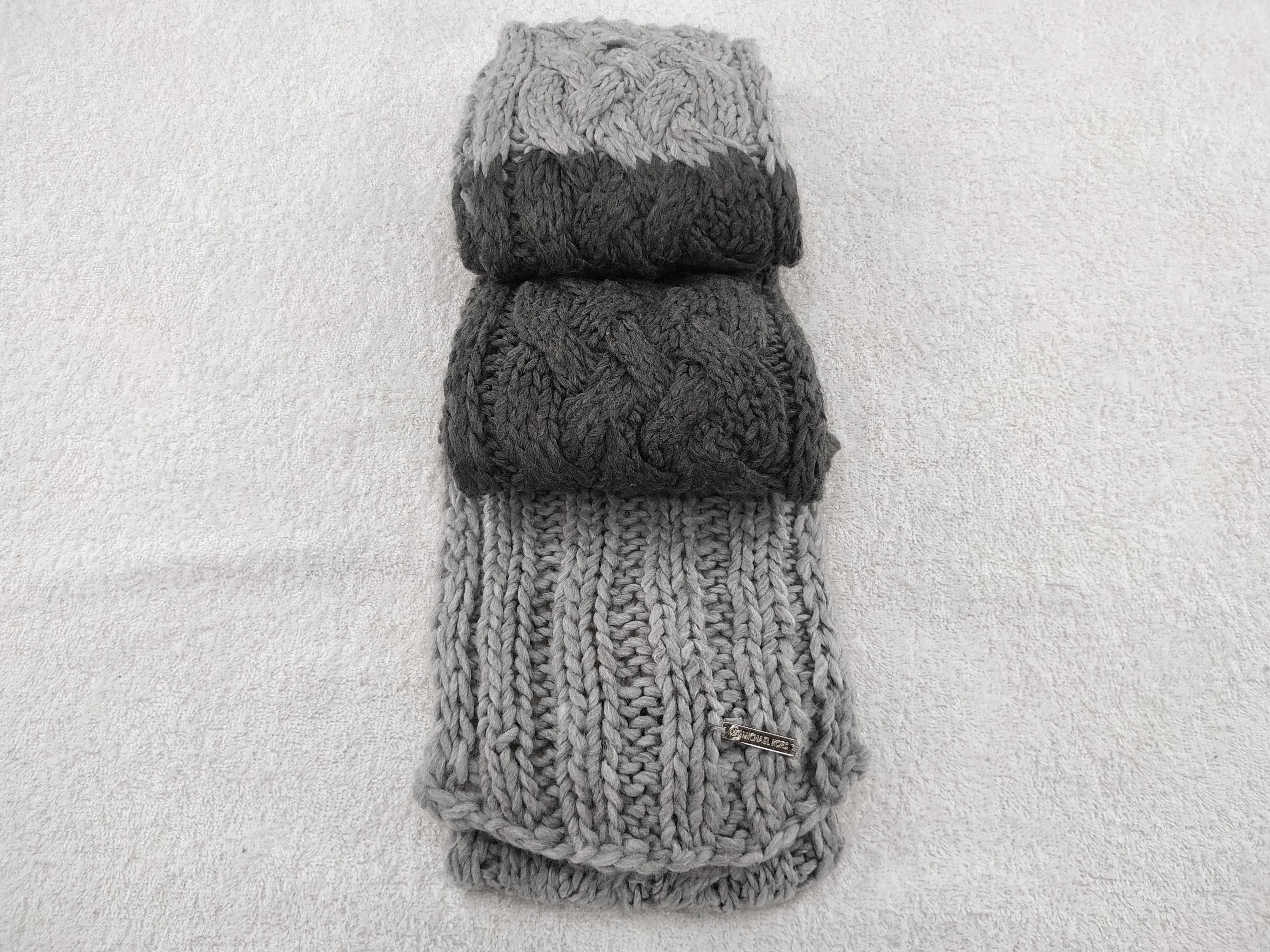 Michael Kors Vintage MIchael Kors Scarf/Muffler/Neckwear MF440A Size ONE SIZE - 7 Thumbnail