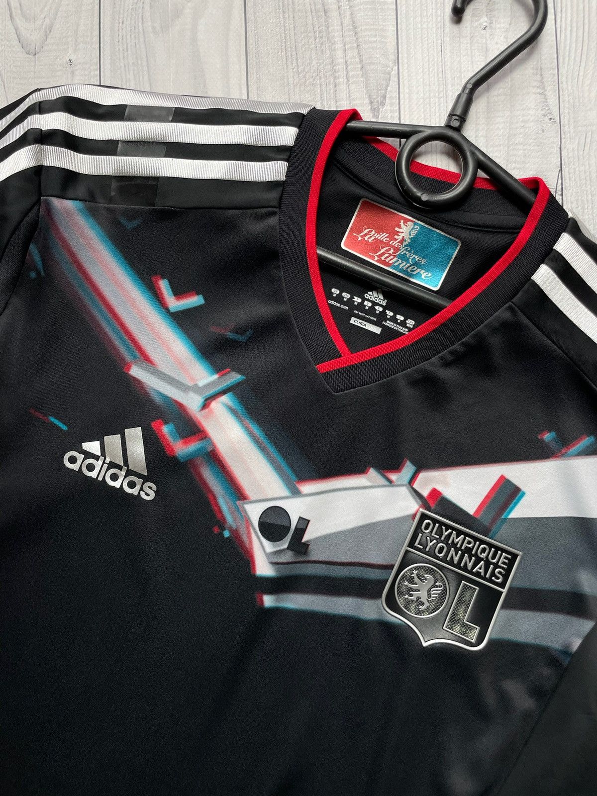 Adidas × Vintage Vintage adidas Olympique Lyonnais soccer jersey rare black M Size US M / EU 48-50 / 2 - 3 Thumbnail