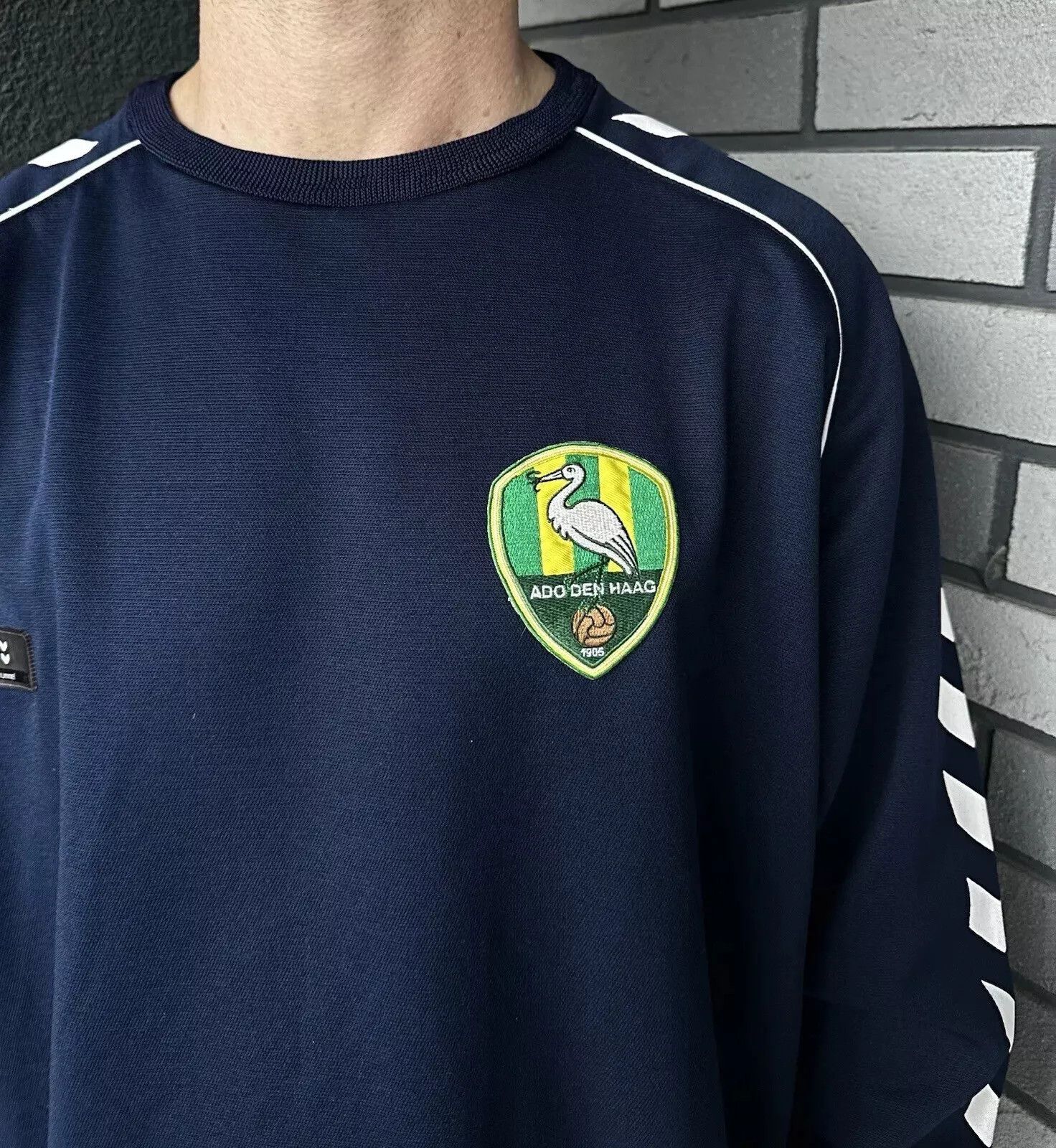 Hummel ADO DEN HAAG 2000'S TRAINING FOOTBALL SOCCER SWEATSHIRT Size US XXL / EU 58 / 5 - 2 Thumbnail