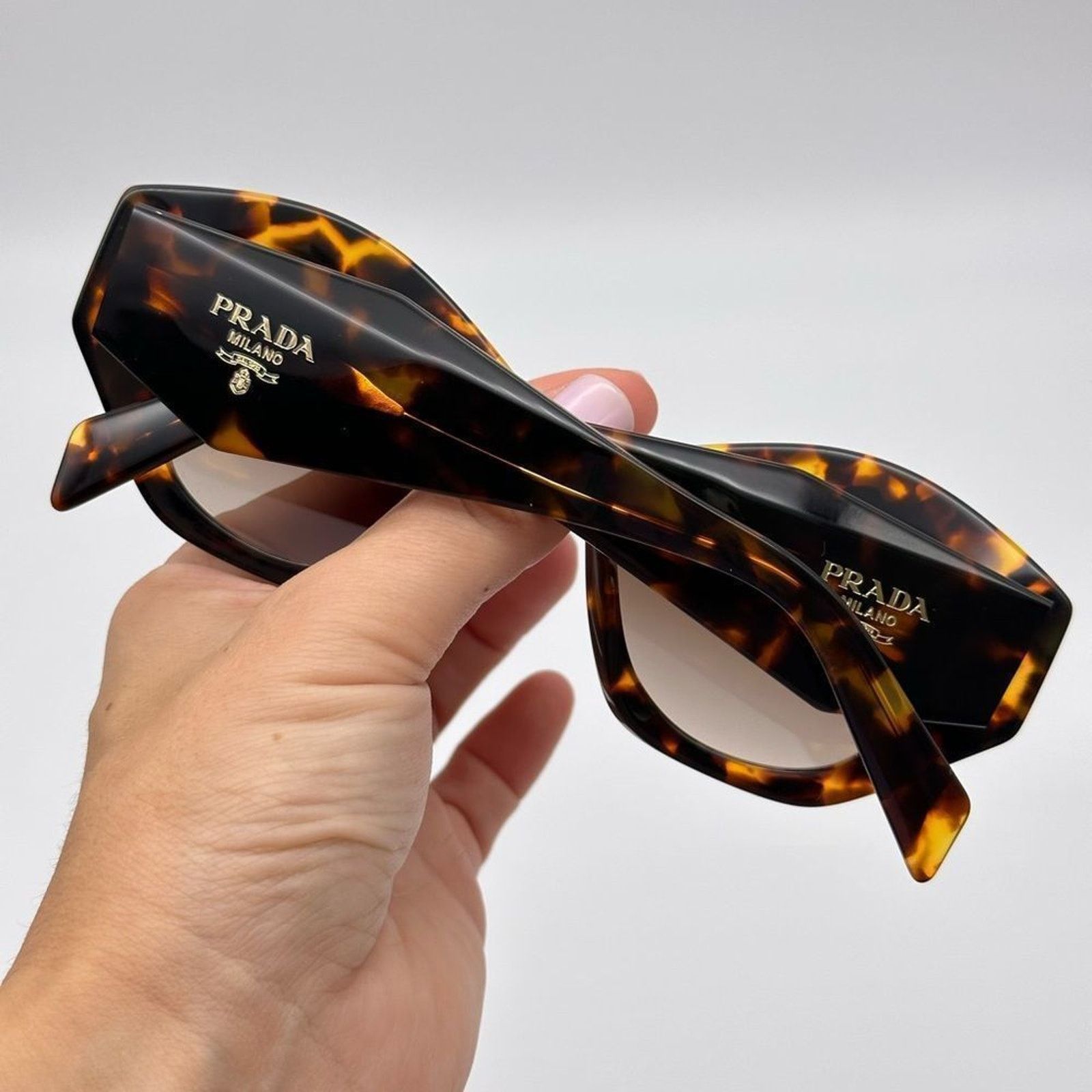 Prada NEW PRADA PR07YS VAU6S1 Honey Havana/Brown Gradient Women Size ONE SIZE - 8 Thumbnail
