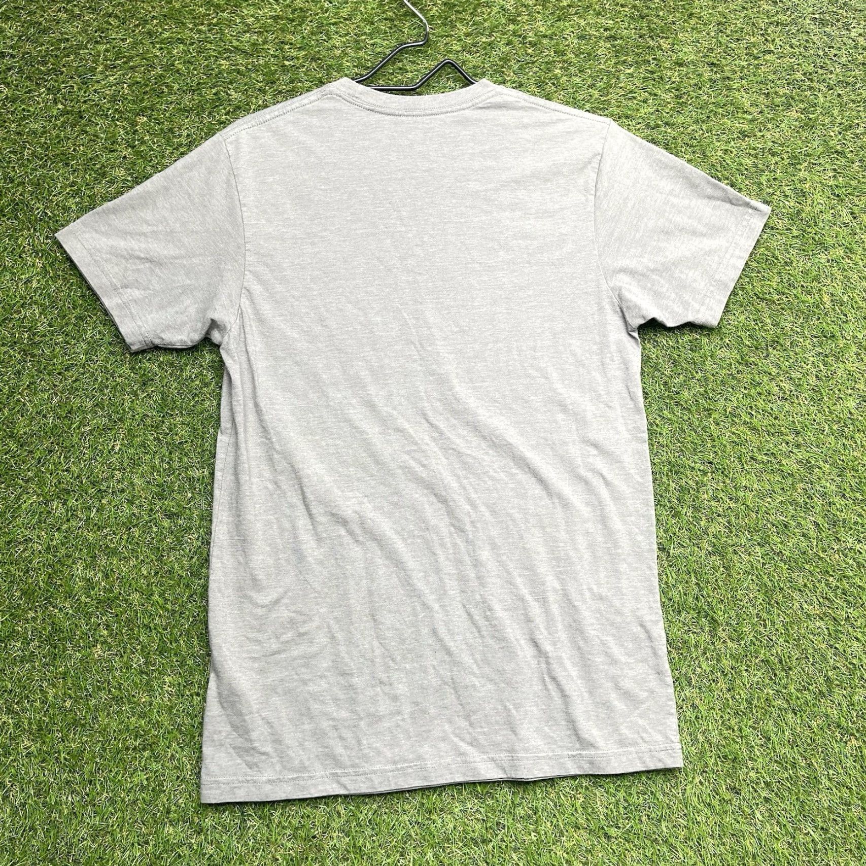 Patagonia Patagonia Shirt Mens Small Mountain Range Responsibili-Tee Grey Hiking Outdoor Size US L / EU 52-54 / 3 - 2 Thumbnail