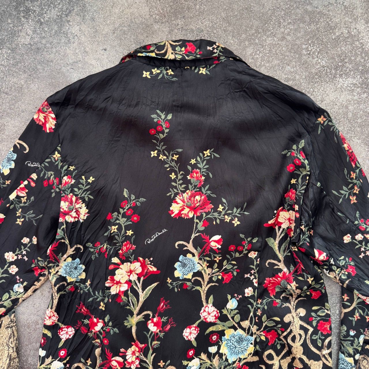 Roberto Cavalli Roberto Cavalli Vintage Floral Blouse Size L / US 10 / IT 46 - 7 Thumbnail
