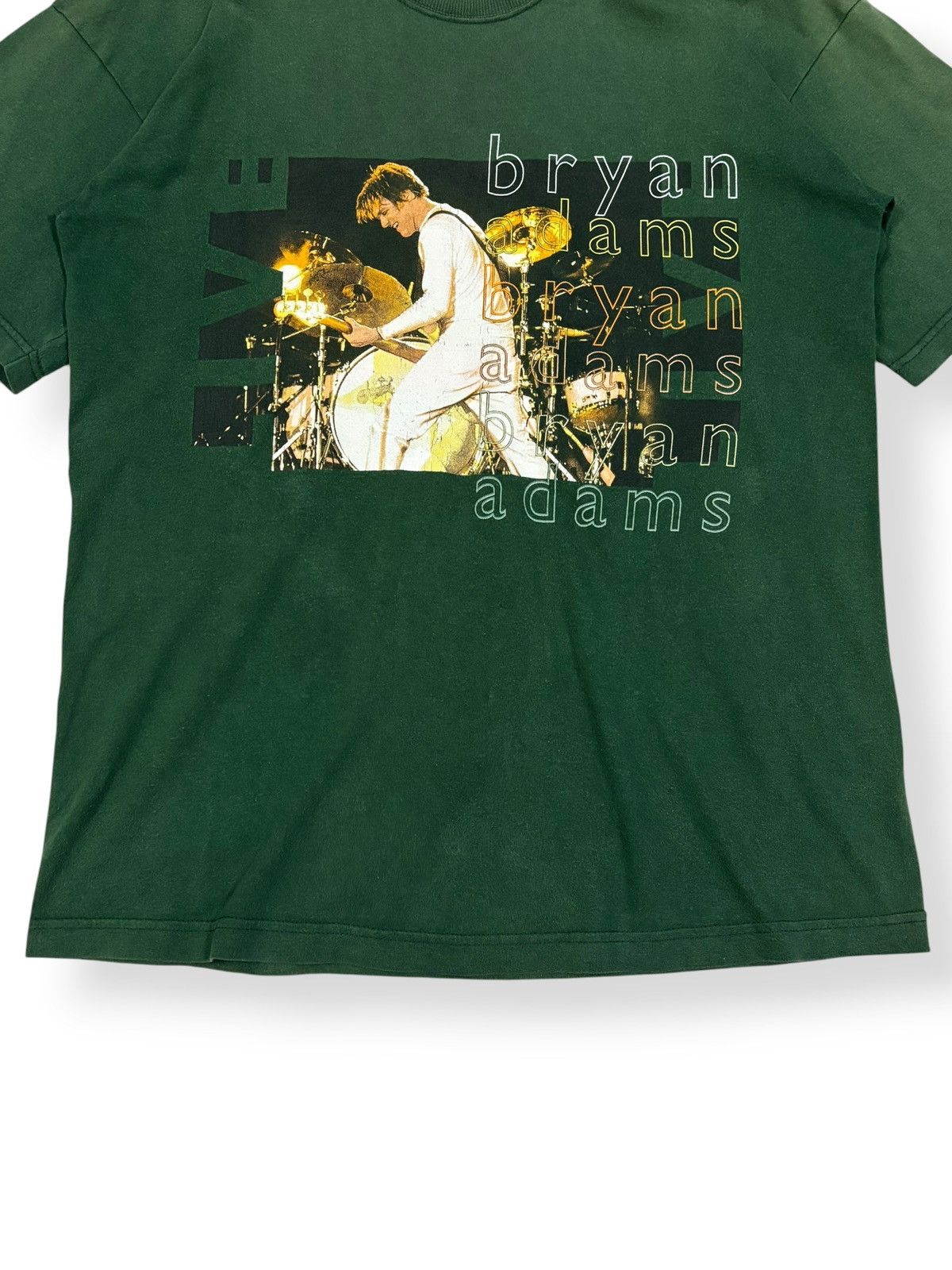 Fruit Of The Loom Vintage 1999 Screen Stars Bryan Adams Tour Faded T-shirt Size US M / EU 48-50 / 2 - 6 Thumbnail
