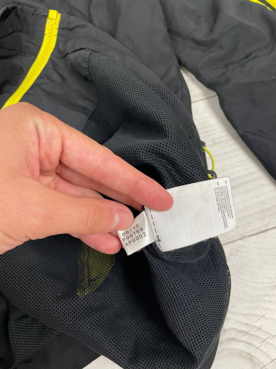 Adidas Vintage Adidas Liverpool 2010 2011 Jacket Pants Tracksuit Size US M / EU 48-50 / 2 - 9 Thumbnail