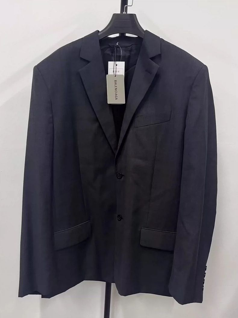 Other Balenciaga size 44 Logo monogrammed double-breasted long-sl Size US S / EU 44-46 / 1 - 1 Thumbnail