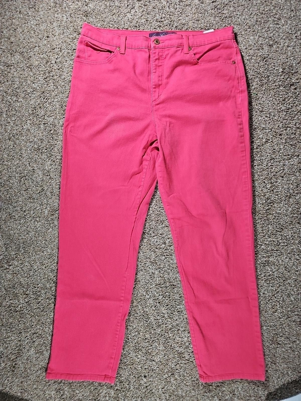 Other Gloria Vanderbilt Amanda HOT Pink Stretch Jeans 14 IronMark? Size 36" / US 14 / IT 50 - 1 Thumbnail