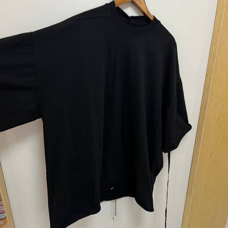 Rick Owens Rick Owens size os 24FW Drkshdw Tommy T Silhouette Short Sl Size US M / EU 48-50 / 2 - 3 Thumbnail