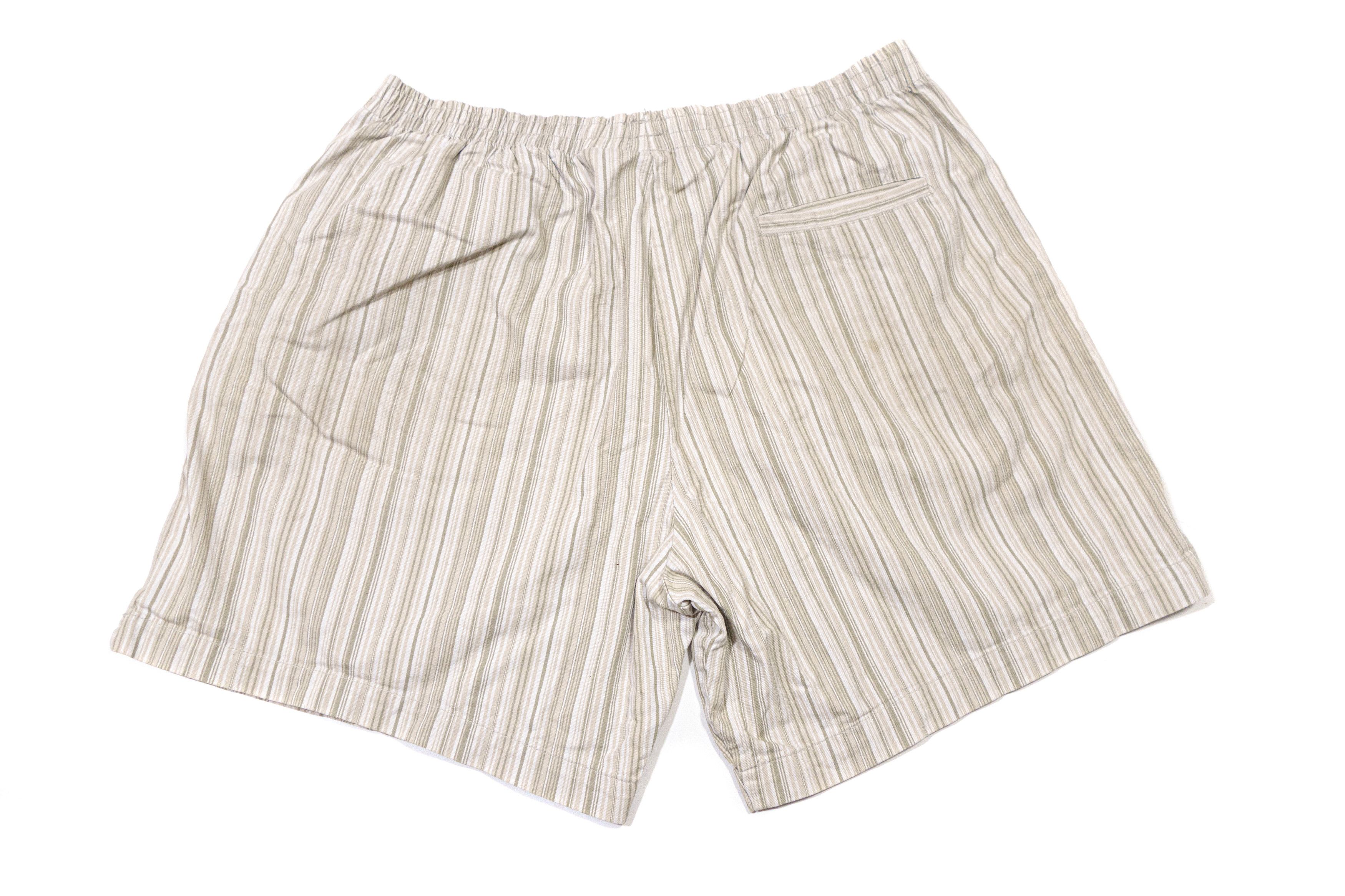 Nike 90S Court Stripes Shorts Size US 36 / EU 52 - 2 Thumbnail