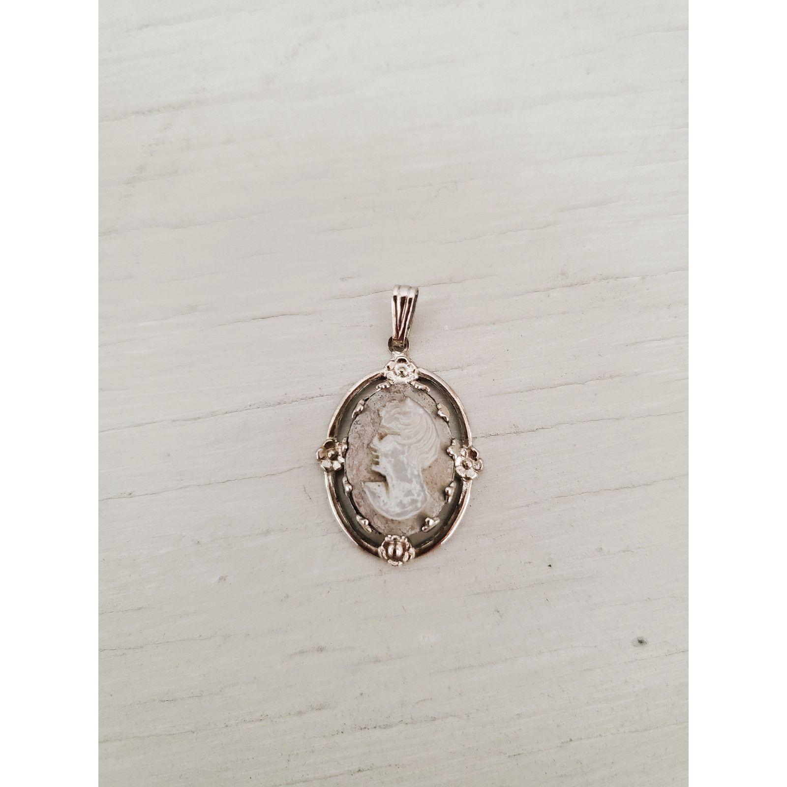 Other Vintage Dixelle MOP and Sterling Silver Cameo Pendant Size ONE SIZE - 2 Thumbnail