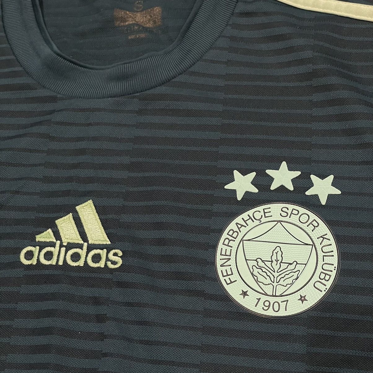 Adidas Adidas Fenerbahce 2018 soccer jersey kulubu halley shirt Size US S / EU 44-46 / 1 - 2 Thumbnail
