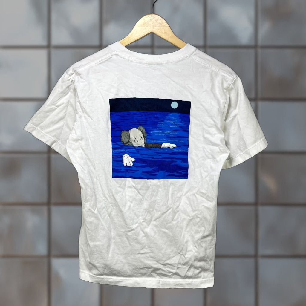 Kaws Uniqlo X KAWS UT T Shirt Small Sesame Street Art Ocean Mens T-Shirt White KAWS x Uniqlo 90s vibe? Size US S / EU 44-46 / 1 - 1 Thumbnail
