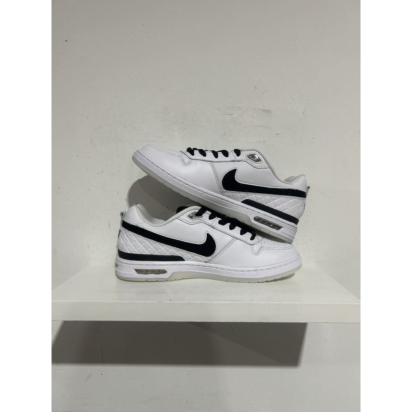 Nike NIKE SB ZOOM AIR PAUL RODRIGUEZ 1 OG WHITE BLACK SIZE 9 NEW Size US 9 / EU 42 - 5 Thumbnail