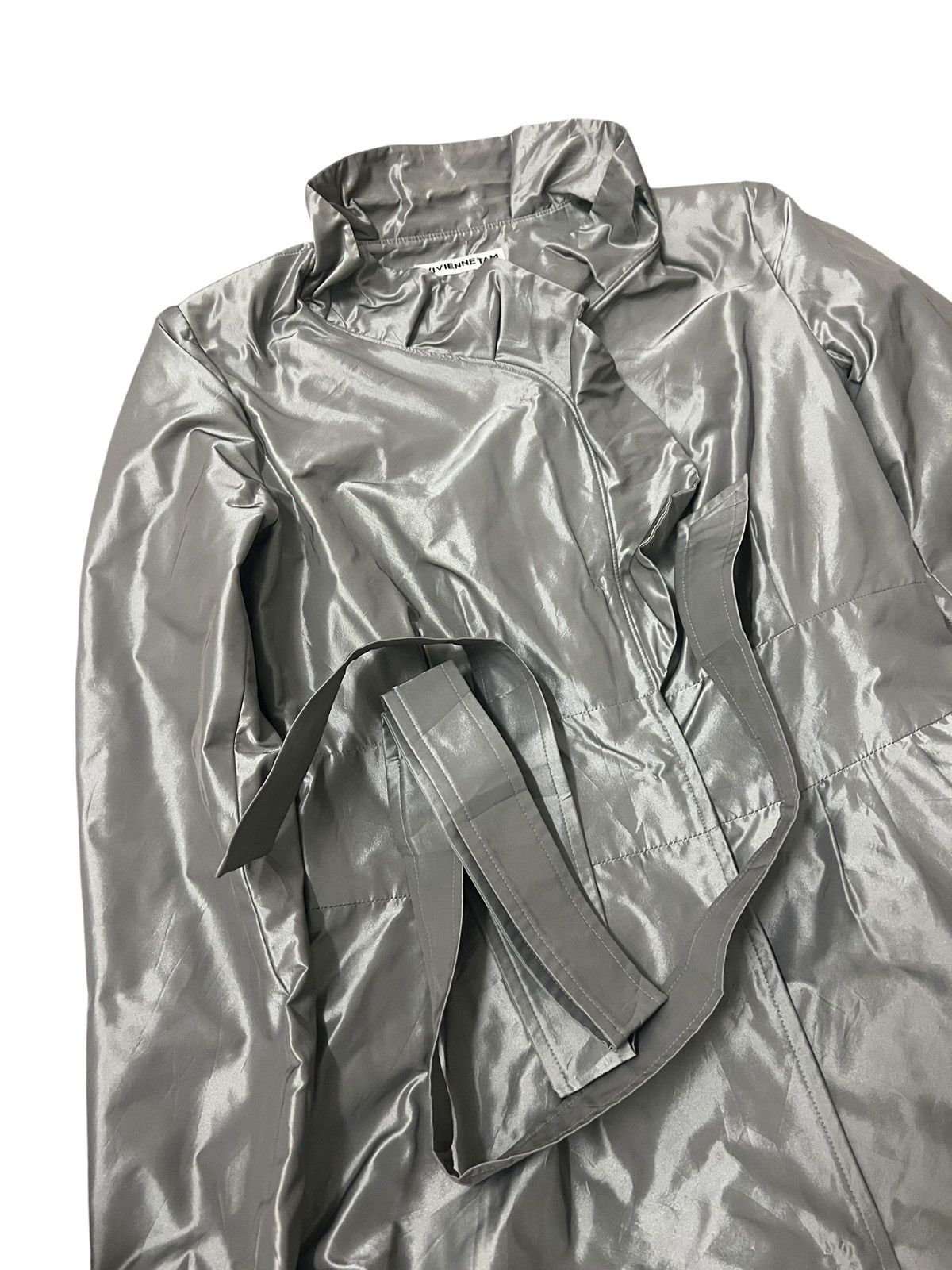 Vivienne Tam 2000s Vivienne Tam Silver Coat Size S / US 4 / IT 40 - 13 Thumbnail