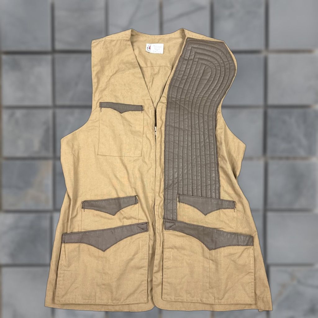 Orvis VINTAGE Orvis Vest Mens 44 Brown Shooting Skeet Padded Made USA Upland Left Hand Vest Size US S / EU 44-46 / 1 - 1 Thumbnail