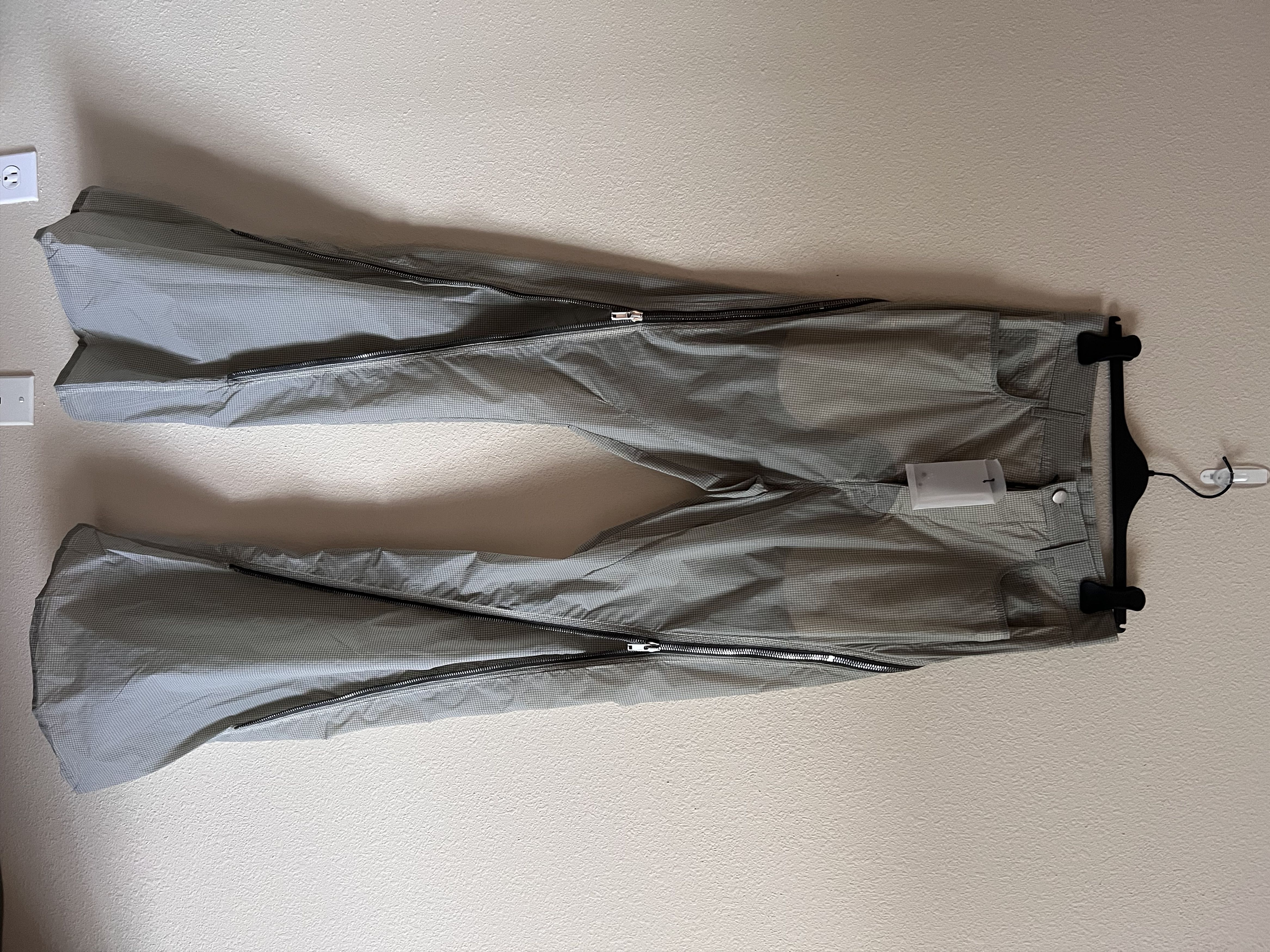 image of Rick Owens Bolan Banana Nylon Ripstop Pants In Pearl, Men's (Size 30)