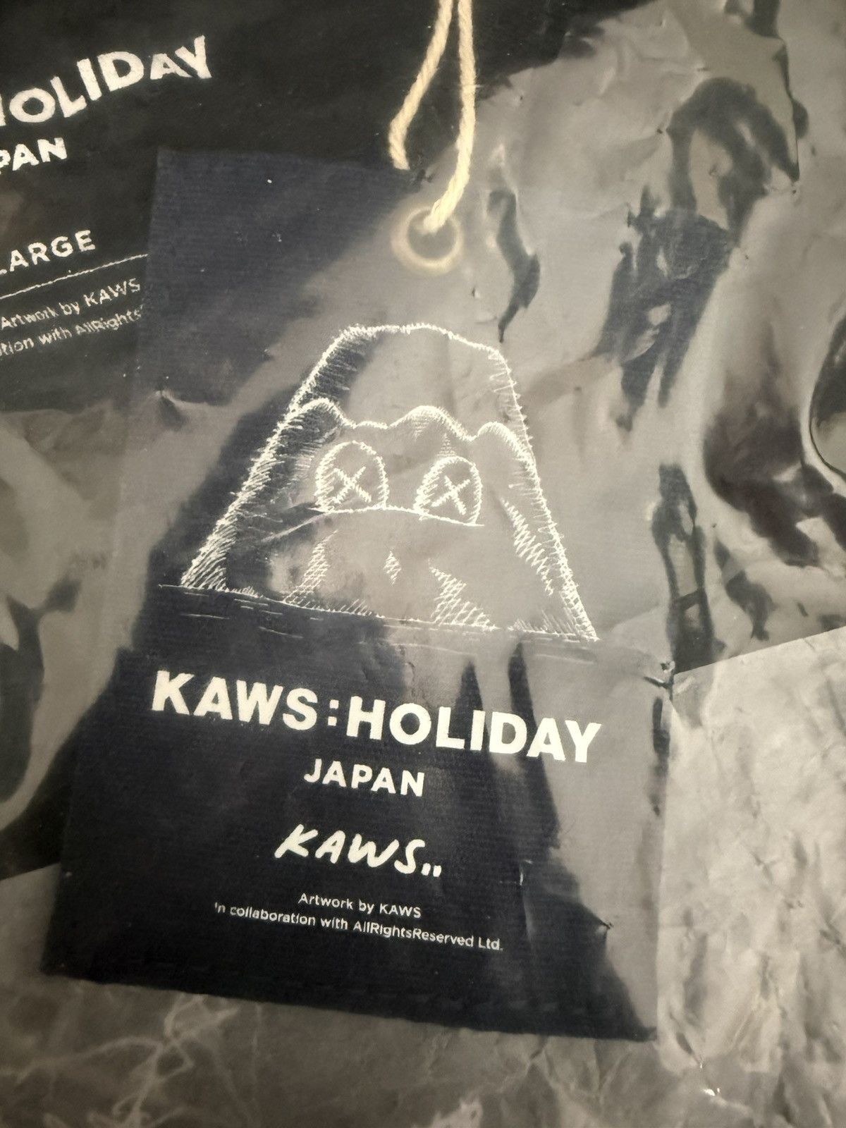 Kaws KAWS:HOLIDAY Japan "Sketch” Size US L / EU 52-54 / 3 - 3 Thumbnail