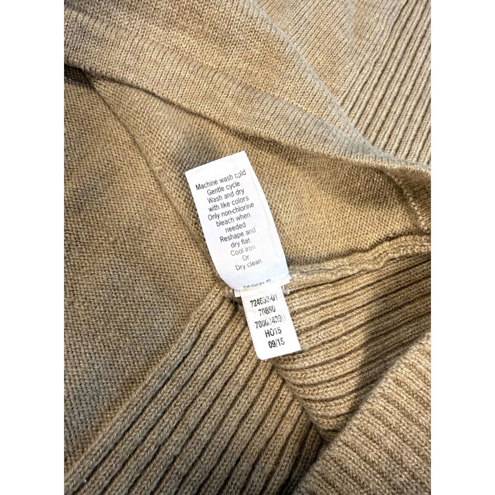 Athleta Athleta Women Merino Wool V Neck Long Sleeve Sweater Dress Sz M Petite Beige Size M / US 6-8 / IT 42-44 - 4 Thumbnail