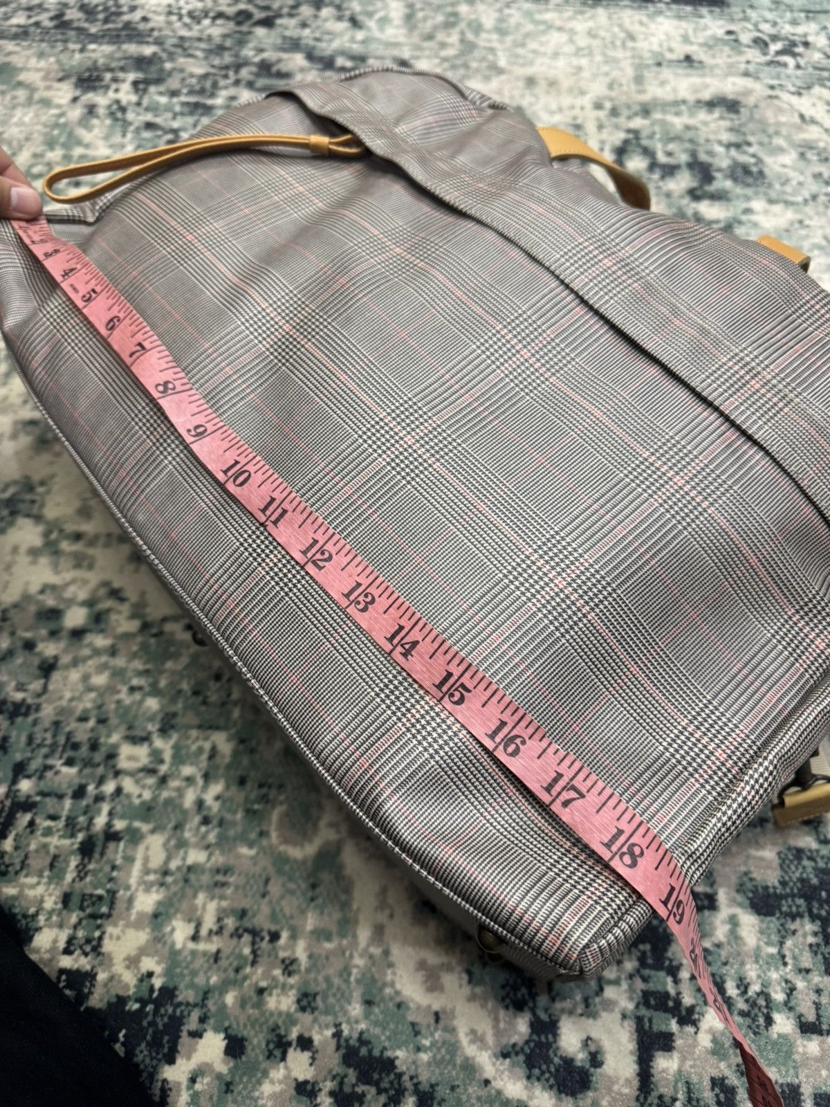 Issey Miyake × Tsumori Chisato SEAMLESS GLEN PLAID HOUNDSTOOTH LUGGAGE BAG Size ONE SIZE - 5 Thumbnail