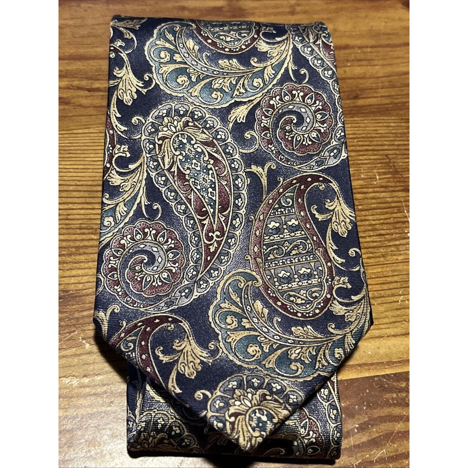 J.T. Beckett Vintage JT Beckett Tie Men’s Necktie 100% Silk USA Paisley Size ONE SIZE - 5 Thumbnail