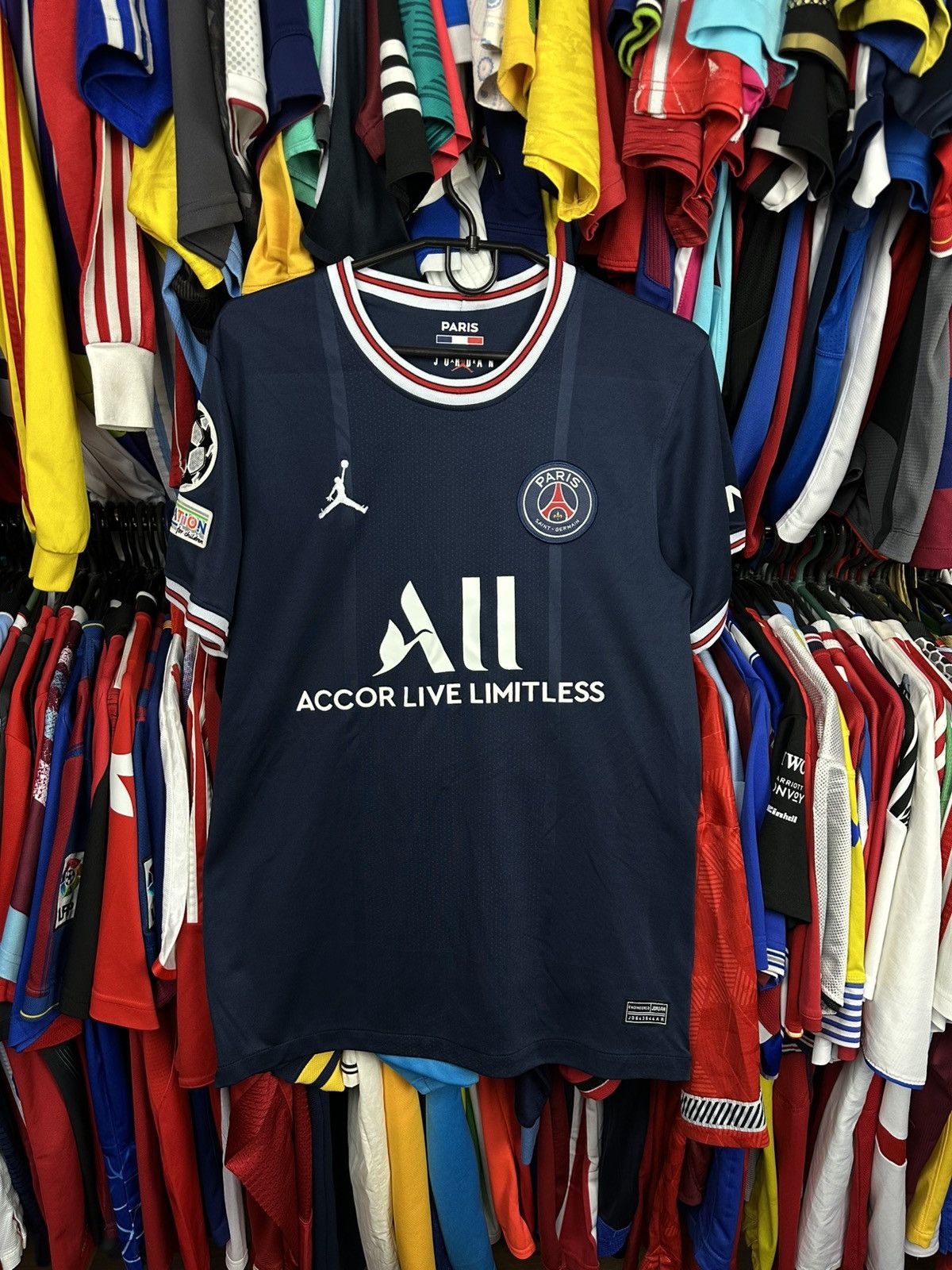 Other Paris Saint Germain PSG Football Jersey HAYCH #15 Replica Size US M / EU 48-50 / 2 - 1 Thumbnail