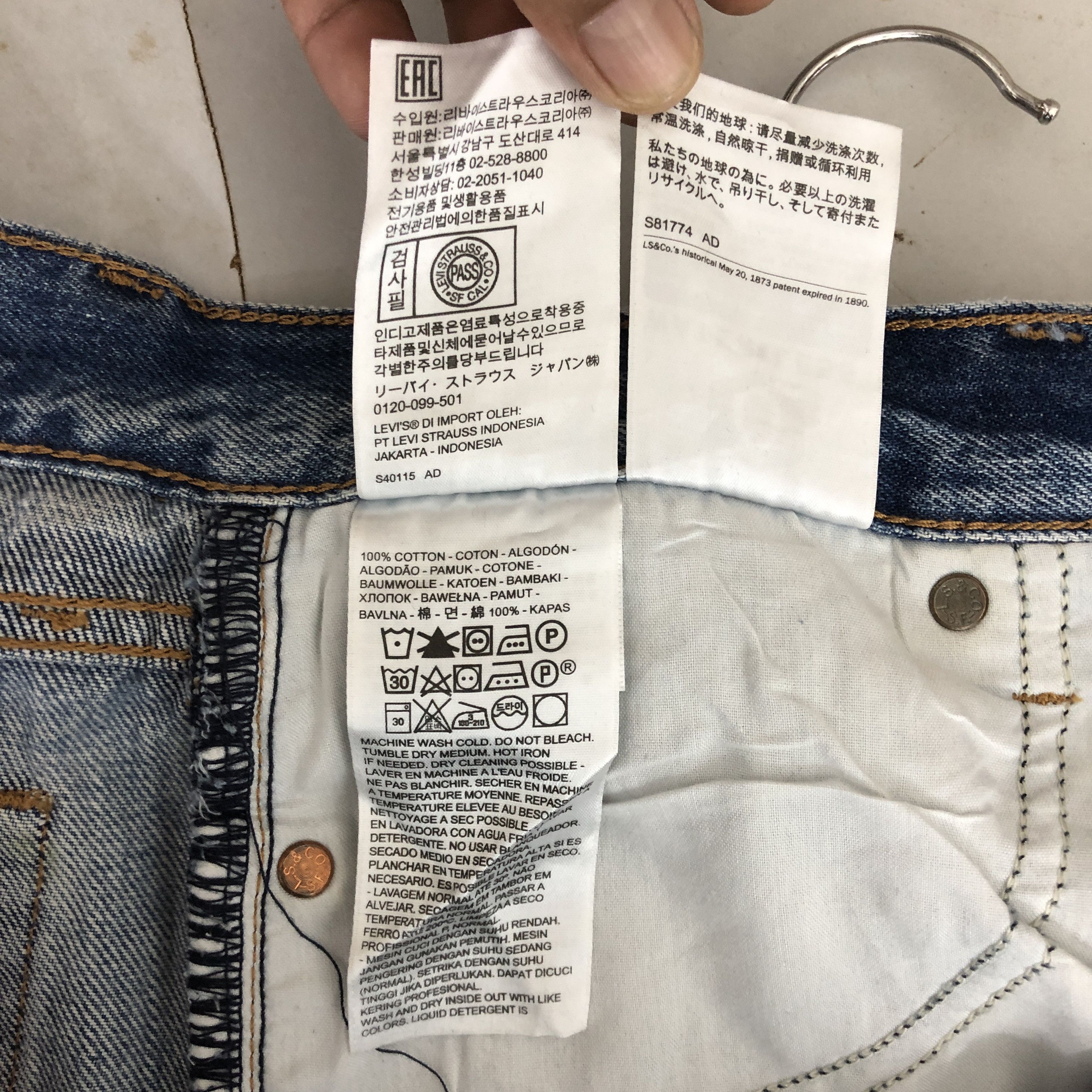 Levi's Vintage Levis 501 Sun Faded Jeans Levi's Stove Pipe Denim Size 28" / US 6 / IT 42 - 12 Thumbnail