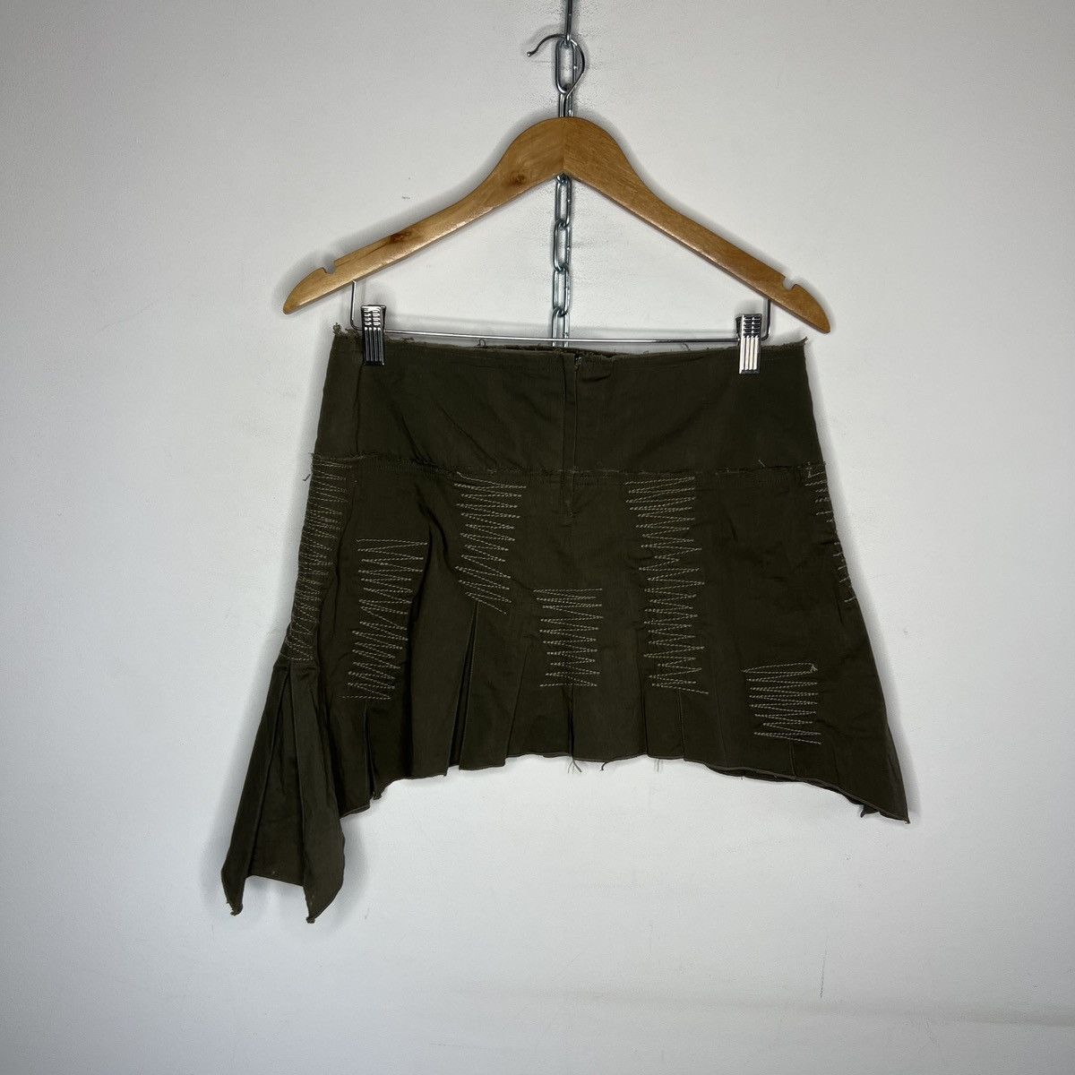 Japanese Brand Tactical asymmetric patchwork cargo mini skirt y2k 00s Size 30" / US 8 / IT 44 - 4 Thumbnail