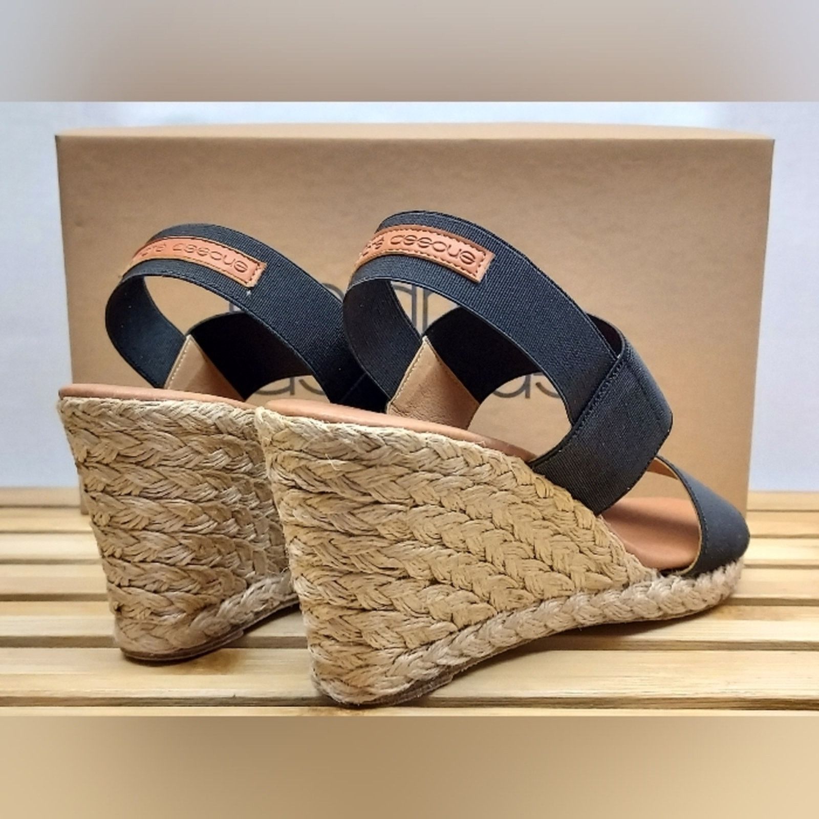 Other Andre Assous Womens Black Allison Espadrille Sandals Size 6 Size US 6 / IT 36 - 8 Thumbnail