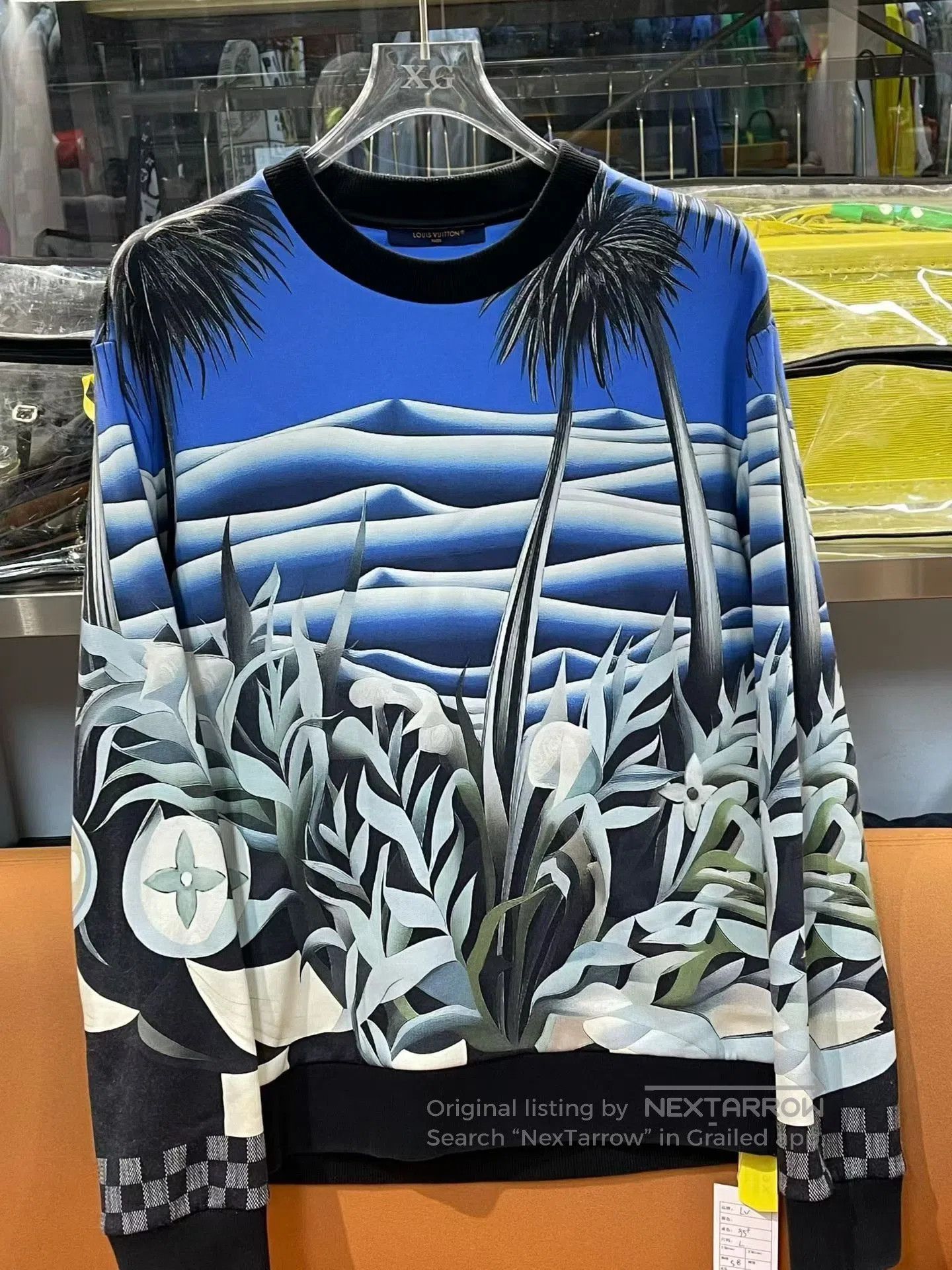Louis Vuitton Louis Vuitton SS24 Graphic Print Crewneck Sweatshirt. Size US L / EU 52-54 / 3 - 1 Thumbnail