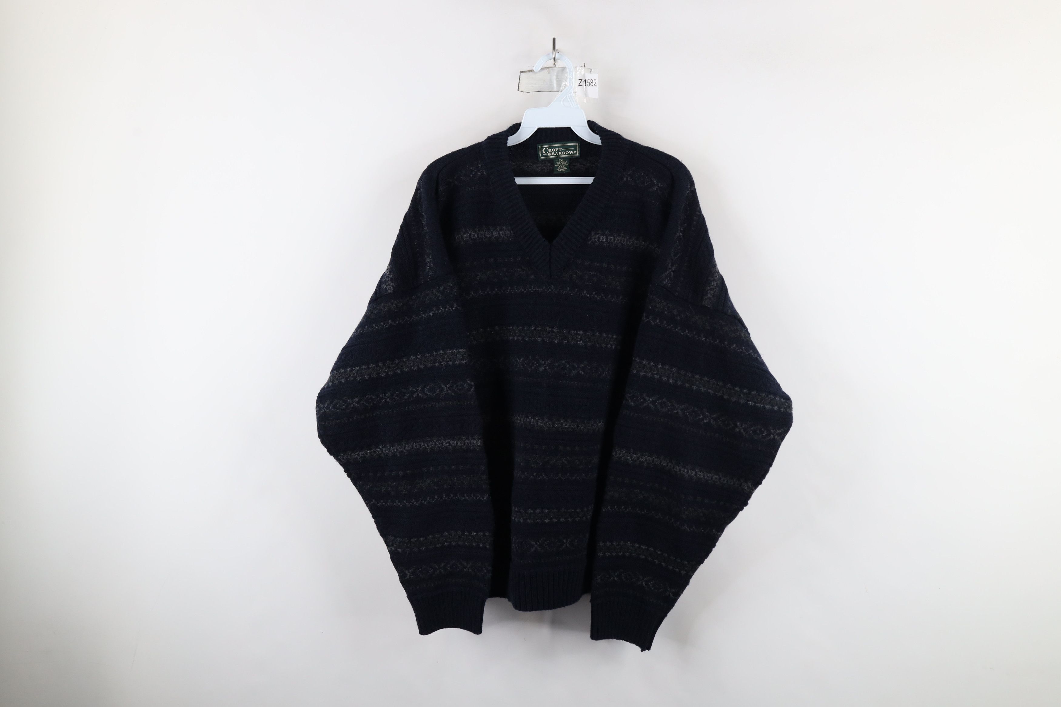 Vintage Vintage 90s Streetwear Knit Fair Isle V-Neck Sweater Blue Size US XXL / EU 58 / 5 - 1 Thumbnail
