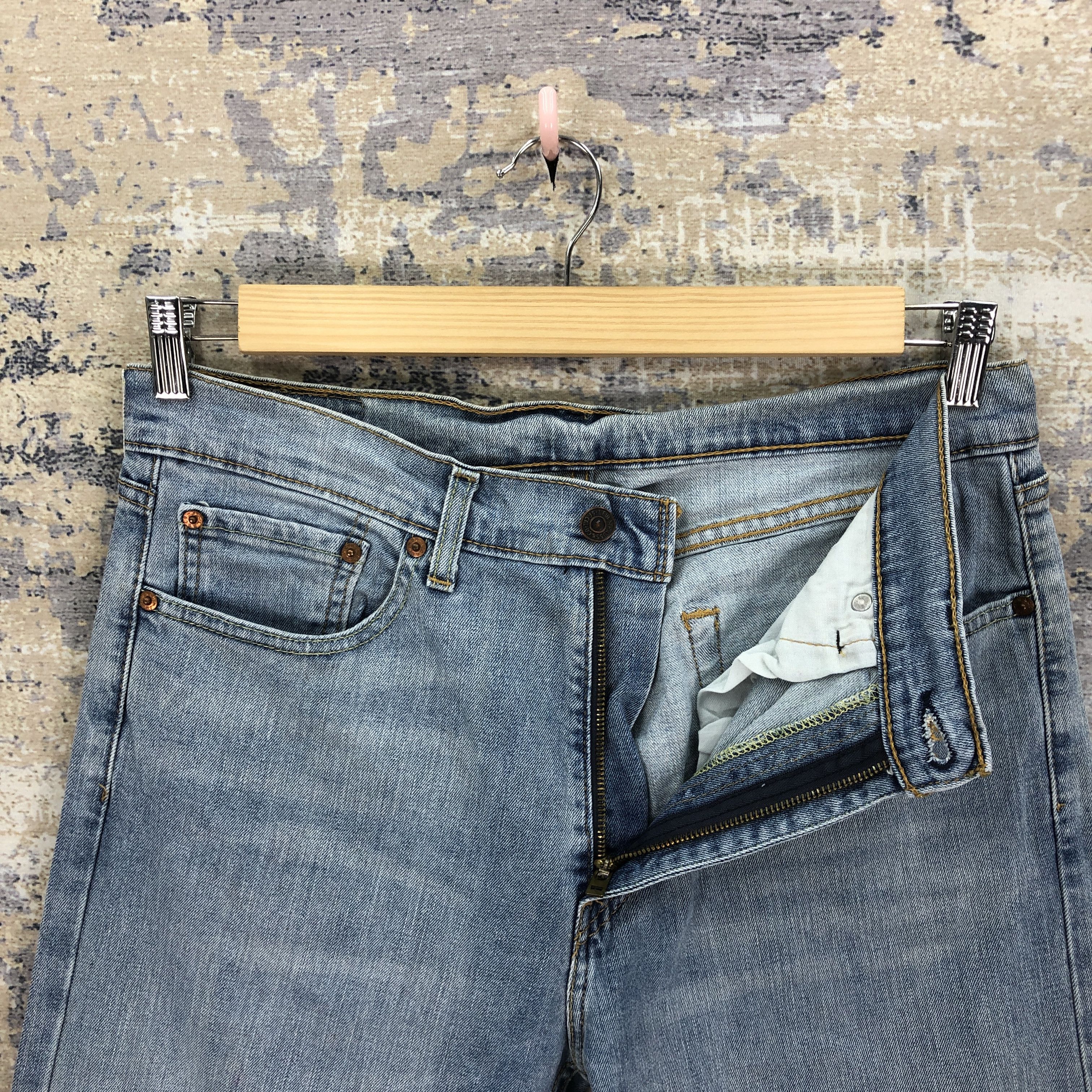 Levi's Vintage Y2K Levis 505 Faded Jeans Levi's Light Wash Denim Size US 32 / EU 48 - 6 Thumbnail