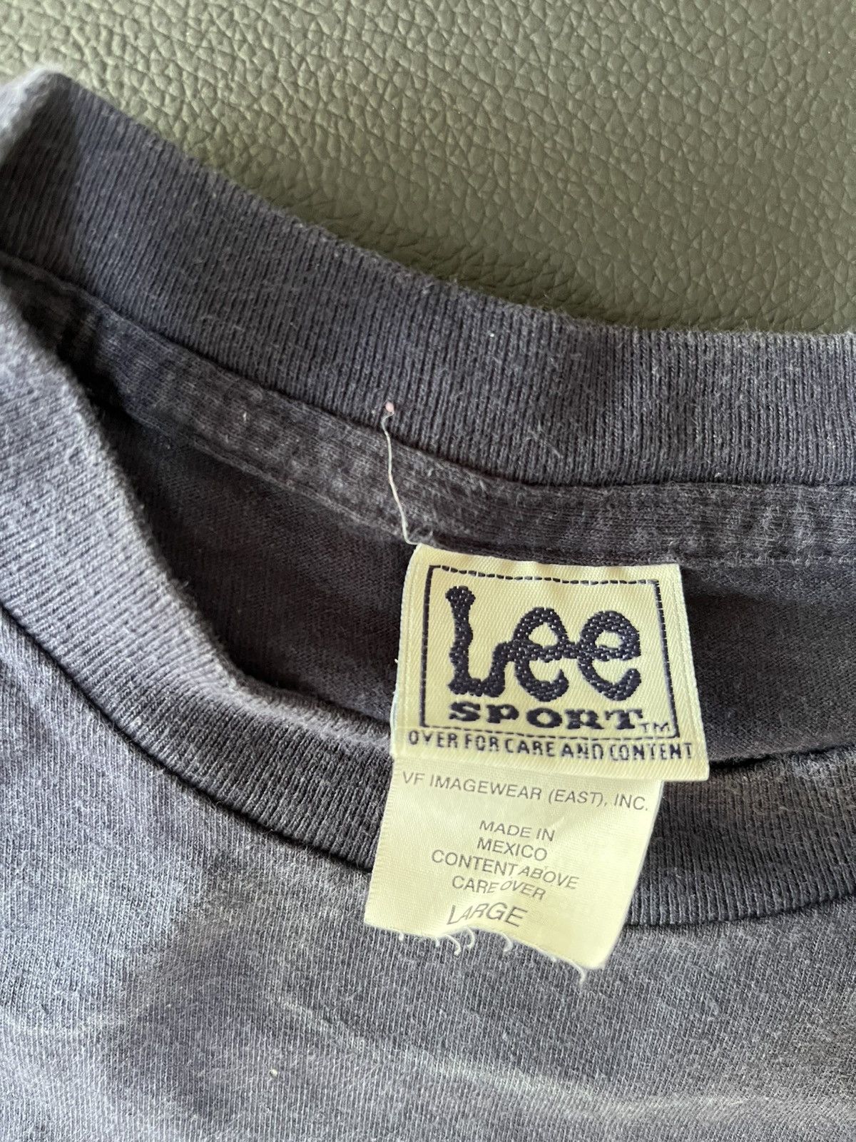 Lee Vintage Size US M / EU 48-50 / 2 - 3 Thumbnail