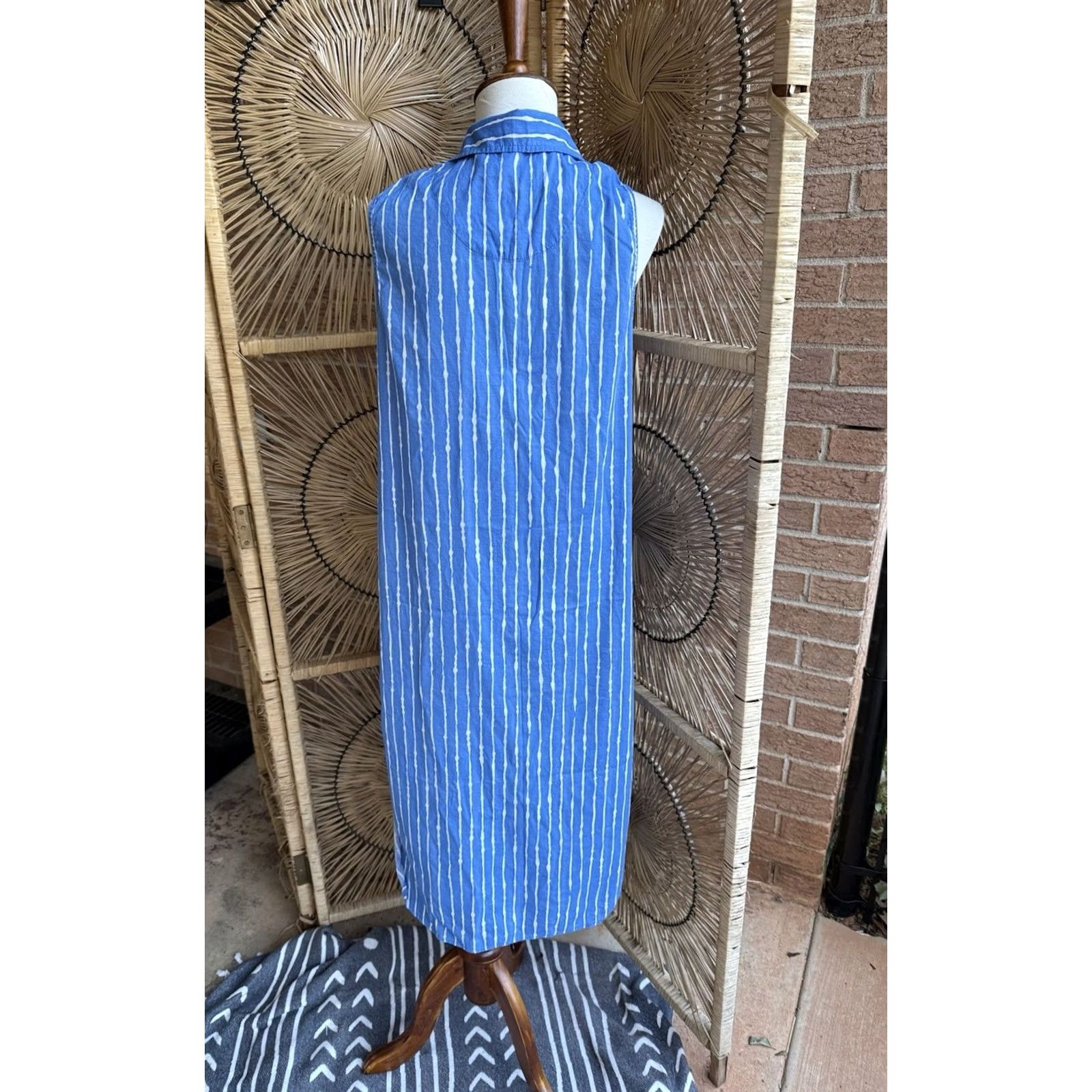 Ralph Lauren VINTAGE? (No) Lauren Ralph Lauren Sleeveless Dress White Blue Stripe Viscose M Woman Knee Length A-Line Size M / US 6-8 / IT 42-44 - 6 Thumbnail