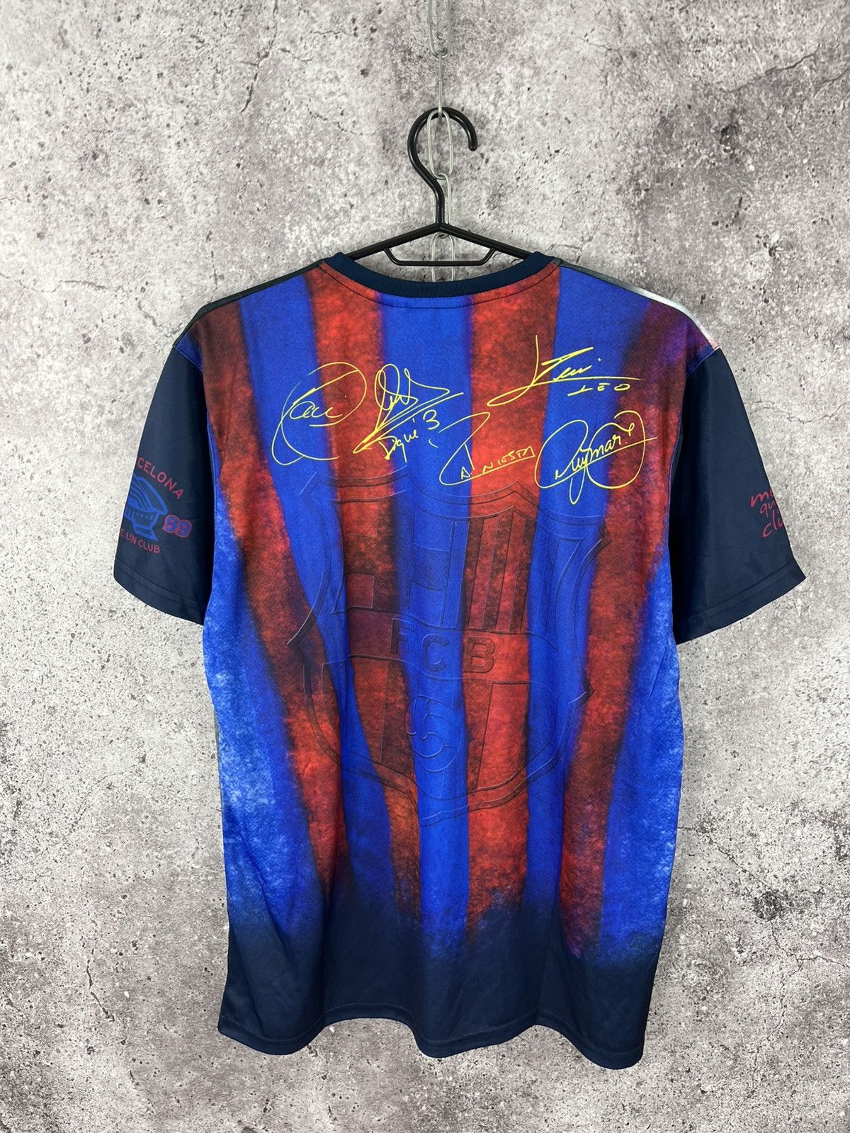 Other F.C. Barcelona Merch Soccer Jersey Full Print Logo Size L Size US L / EU 52-54 / 3 - 6 Thumbnail