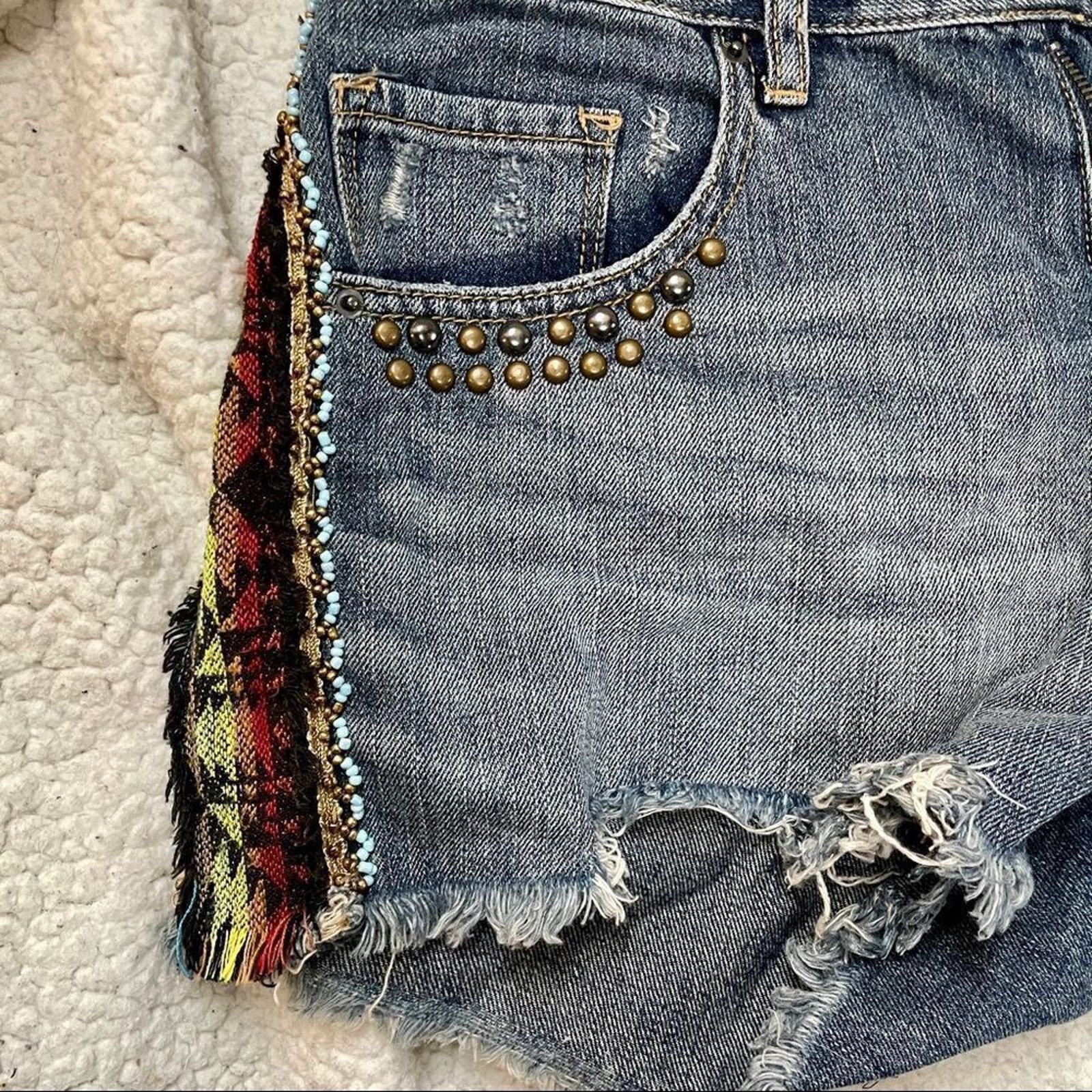 Bdg BDG Mid-Rise Embellished Denim Shorts | Sz 29 Size 29" - 3 Thumbnail