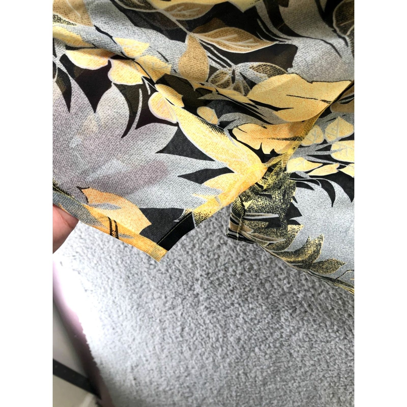 Vintage VINTAGE Hawaiian Shirt Womens XL Yellow Black Floral 1/2 Sleeve Hippie Shirt Size XL / US 12-14 / IT 48-50 - 6 Thumbnail