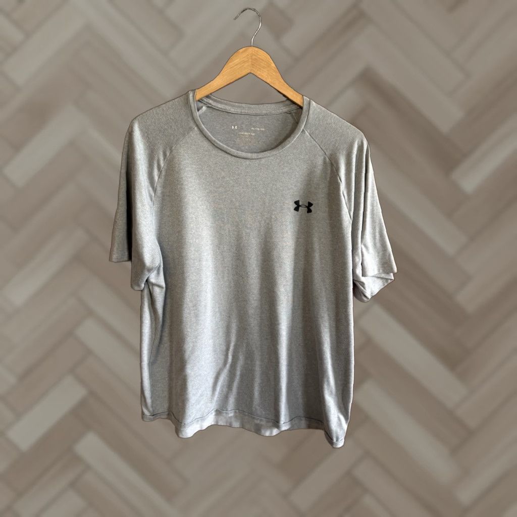 Under Armour Under Armour Mens Gray Short Sleeve Athletic Shirt XL Size T-Shirt Pullover Athletic Activewear Mens Gray Short Sleeve Shirt XL Size US XL / EU 56 / 4 - 1 Thumbnail