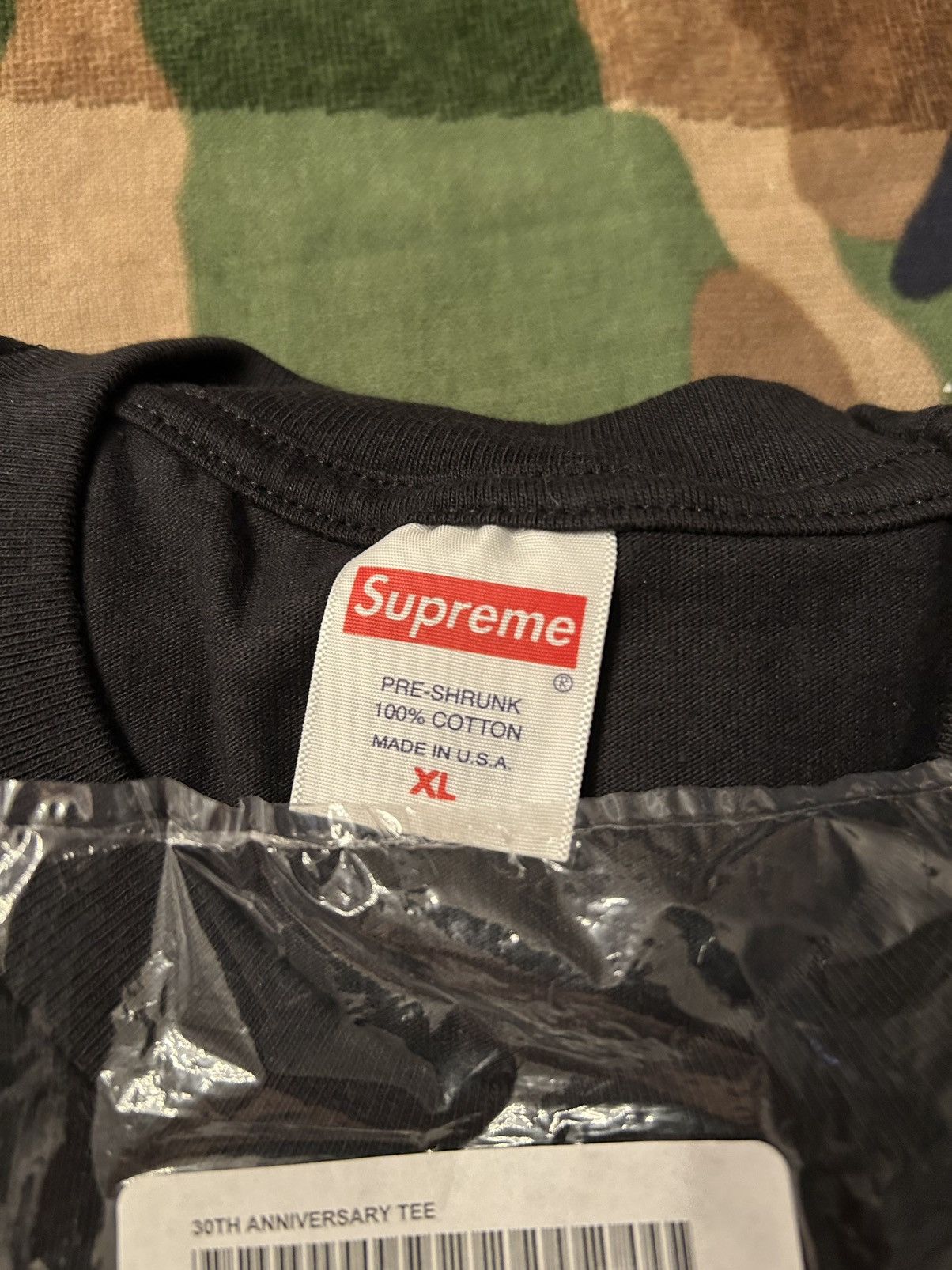 Supreme Supreme 30TH Anniversary First Tee Black XL SS24 Size US XL / EU 56 / 4 - 4 Thumbnail