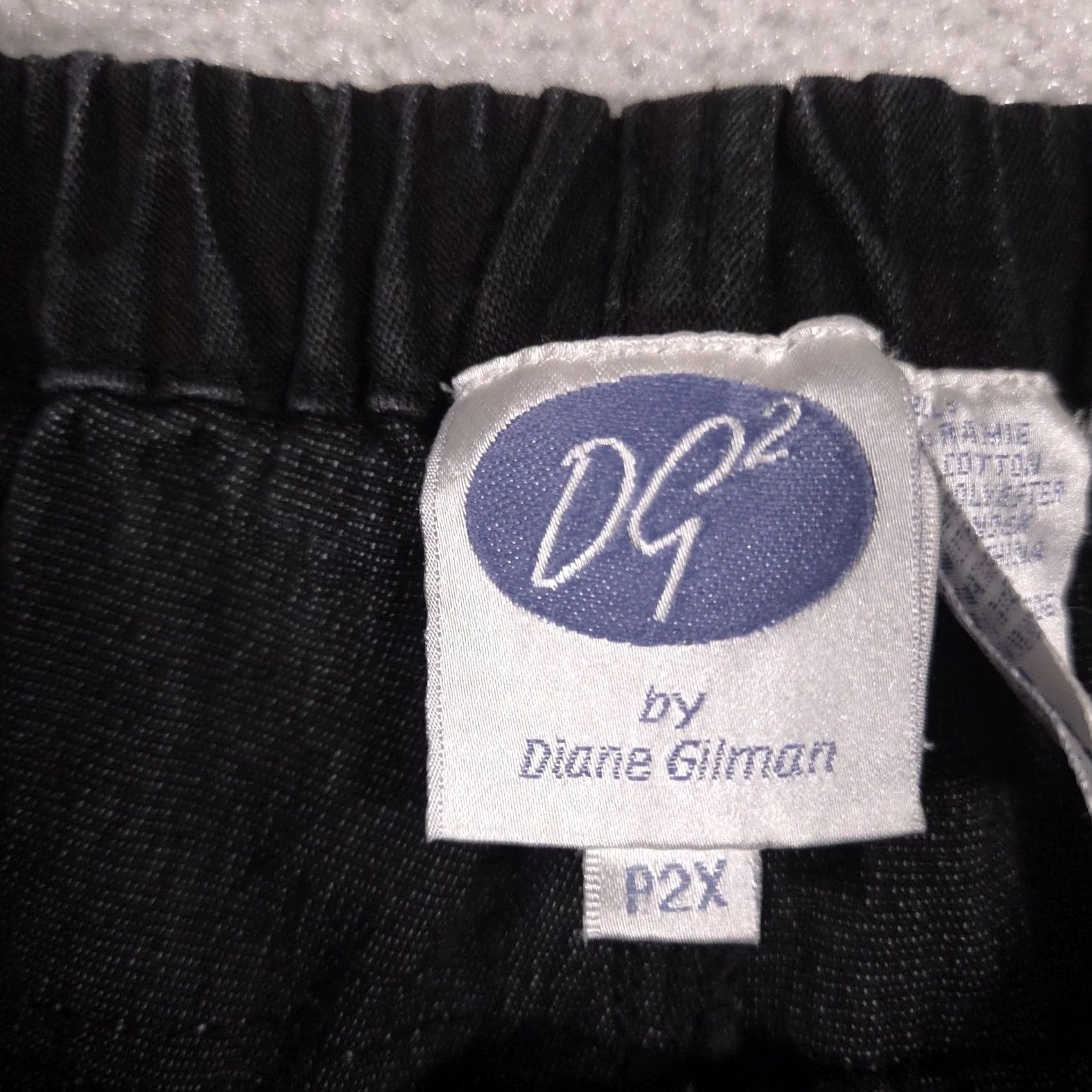 Vintage DG2 by Diane Gilman Capri Jeans Womens P2X Black High Rise Elastic Waist Stretch Capris Size 40" / US 18 - 4 Thumbnail