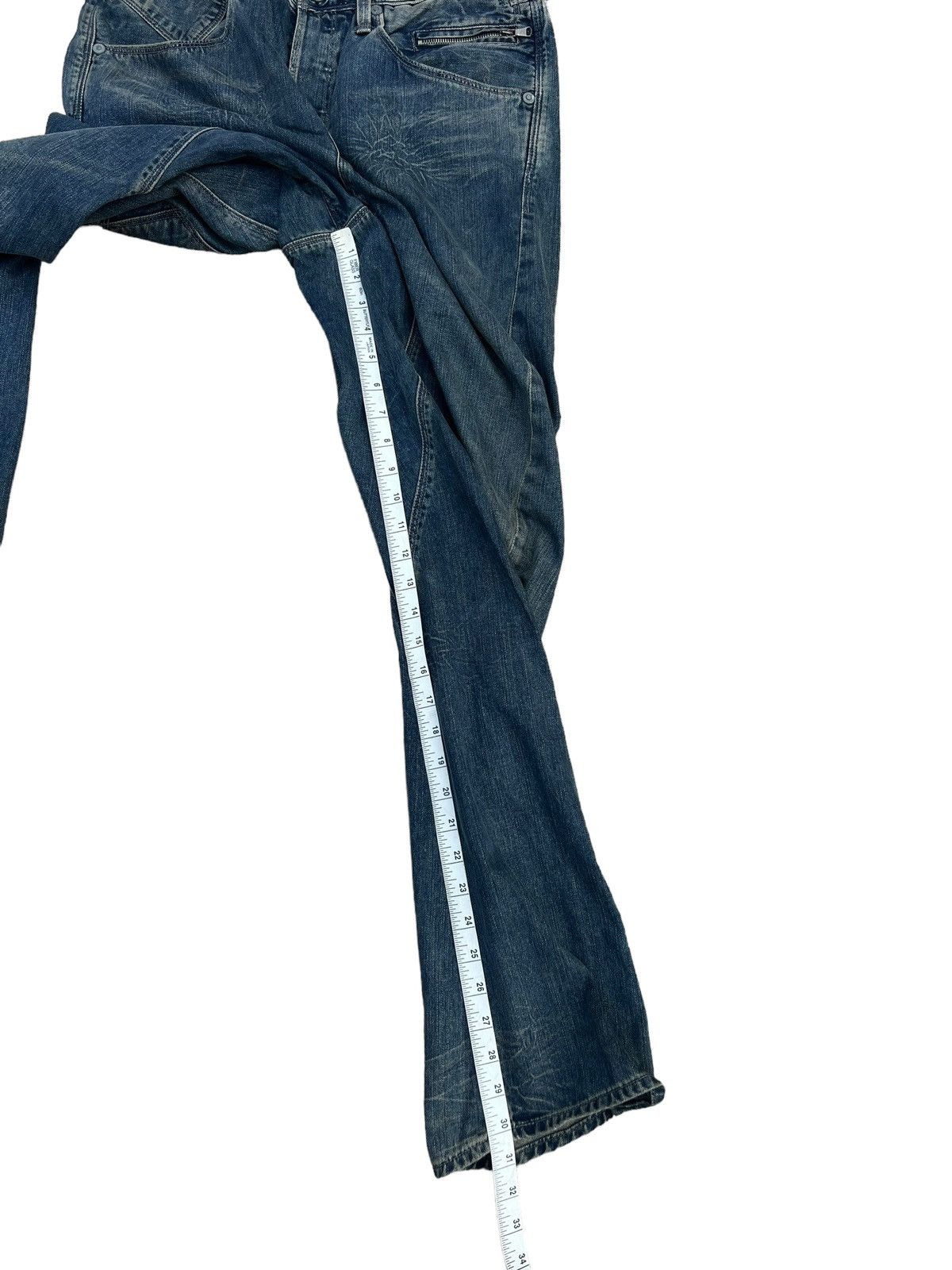 Levi's Vintage Levi’s Engineered Jeans Buckle Back Baggy Denim Size US 32 / EU 48 - 6 Thumbnail