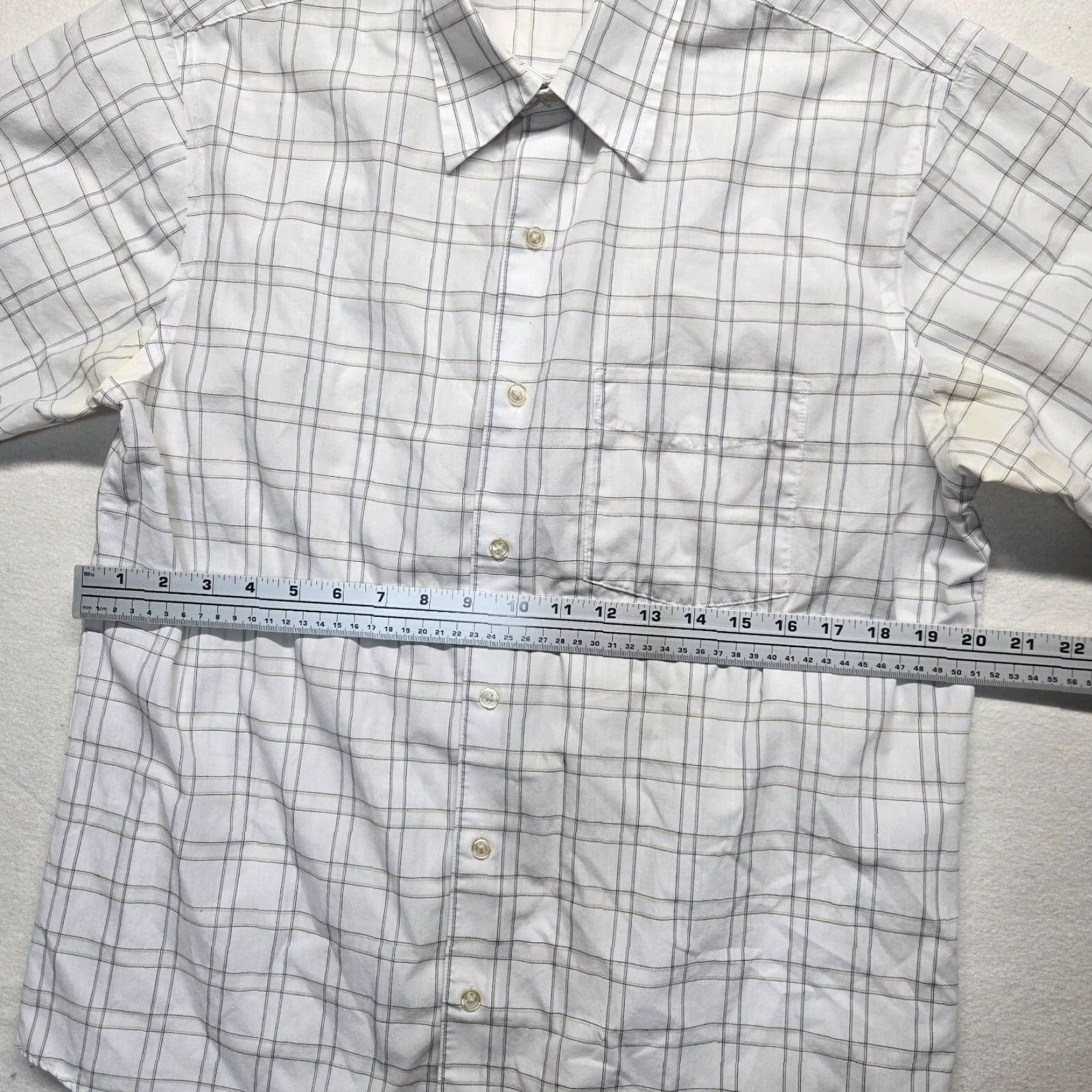 Van Heusen VINTAGE Van Heusen Men's Short Sleeve Button-Up Shirt Cotton Blend Check 15.5 Preppy Style Size US M / EU 48-50 / 2 - 4 Thumbnail