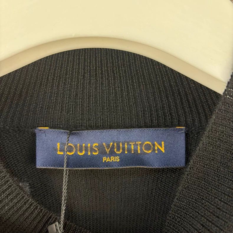 Louis Vuitton Louis Vuitton Collage casual pullover long-sleeved sweater Size US XS / EU 42 / 0 - 4 Thumbnail
