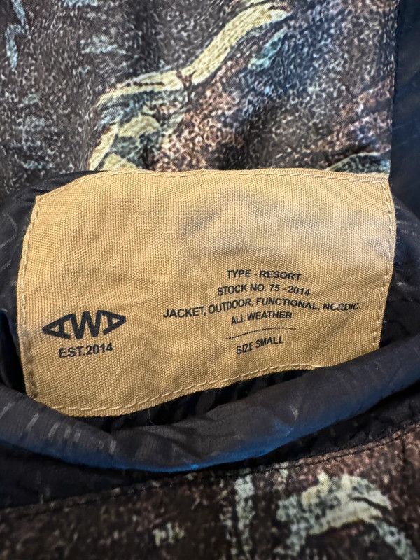 Other LCI x AWA Puffer jacket size S reversible winter jacket rare Size US S / EU 44-46 / 1 - 12 Thumbnail