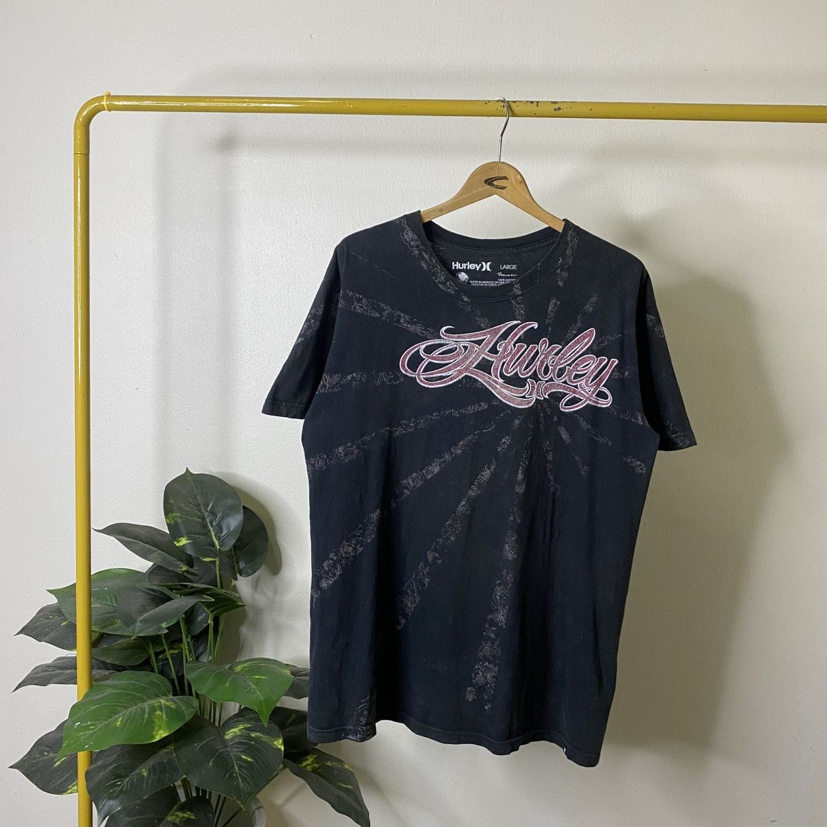 Hurley Y2K Hurley Surf Affliction Design T Shirt Size US L / EU 52-54 / 3 - 1 Thumbnail
